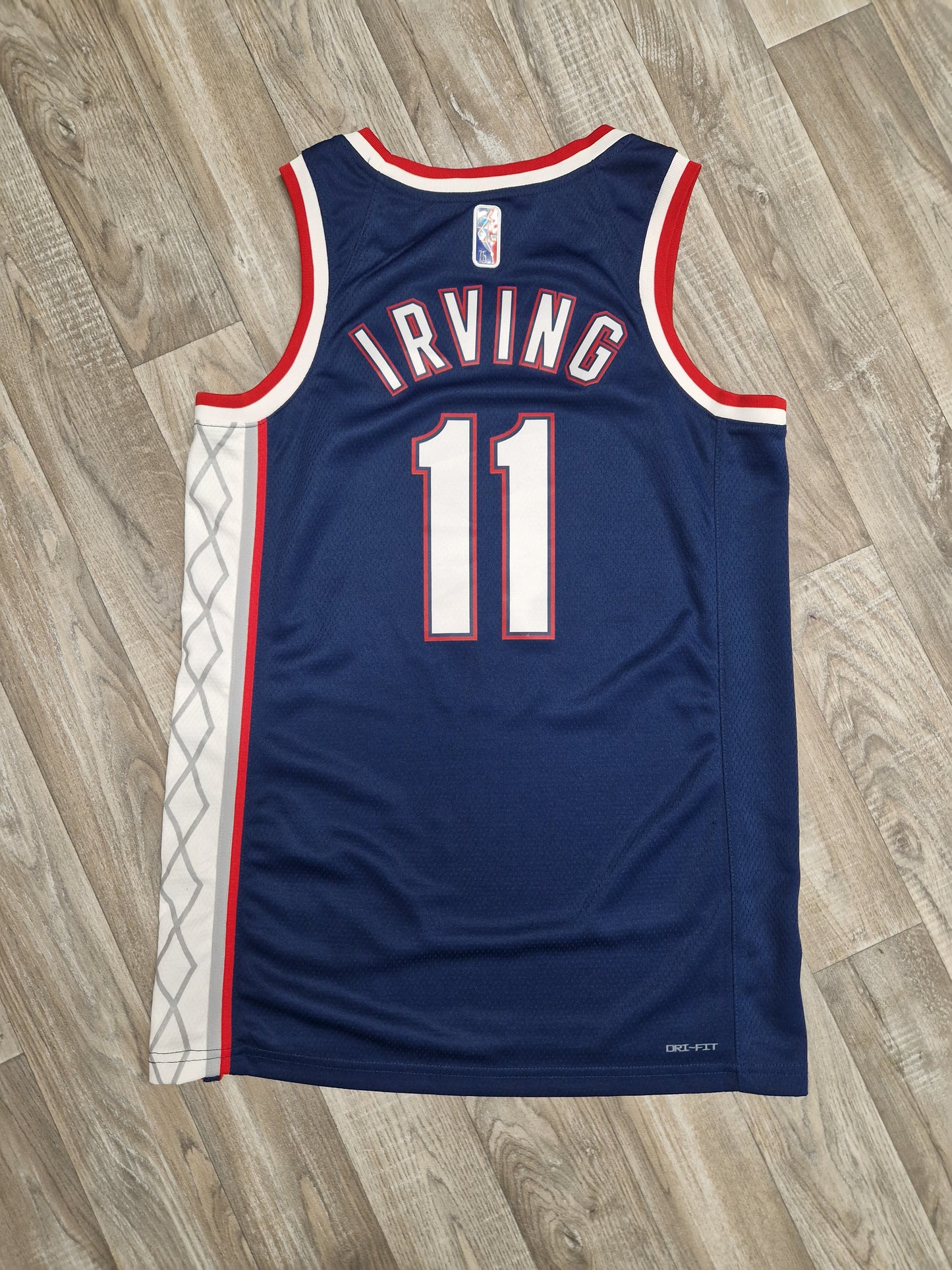 Kyrie Irving Brooklyn Nets Jersey Size Medium