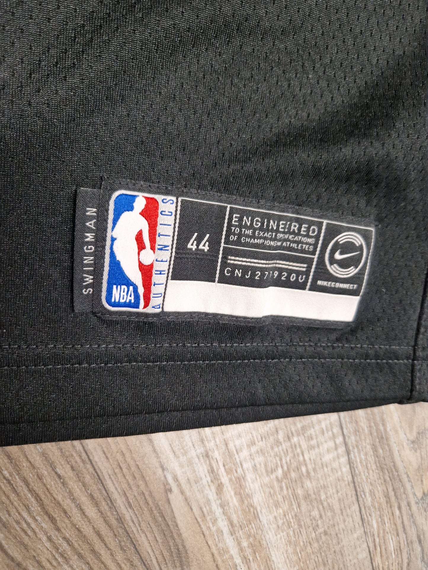 Dwyane Wade Miami Heat Jersey Size Medium