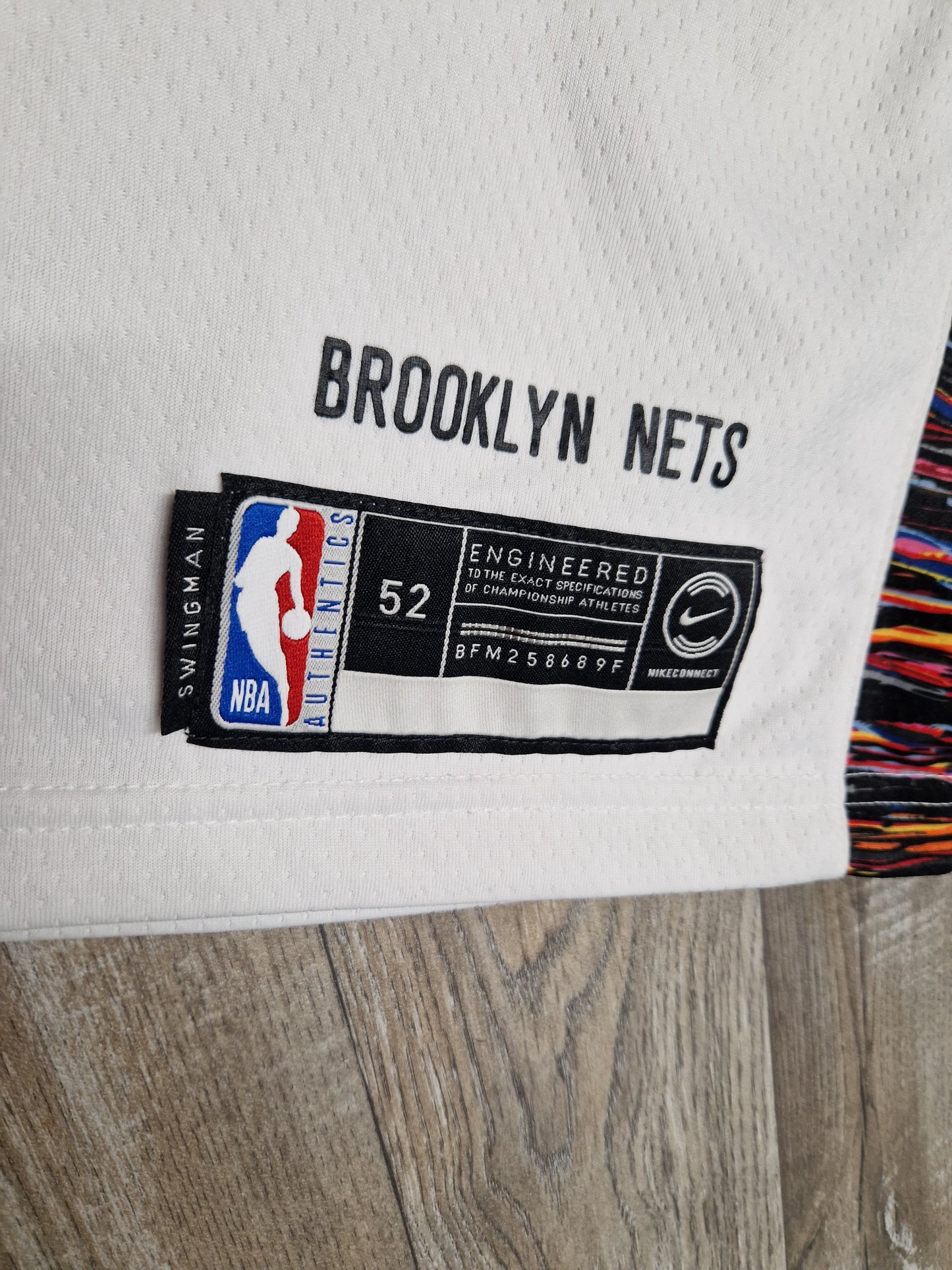 Kyrie Irving Brooklyn Nets Jersey Size XL