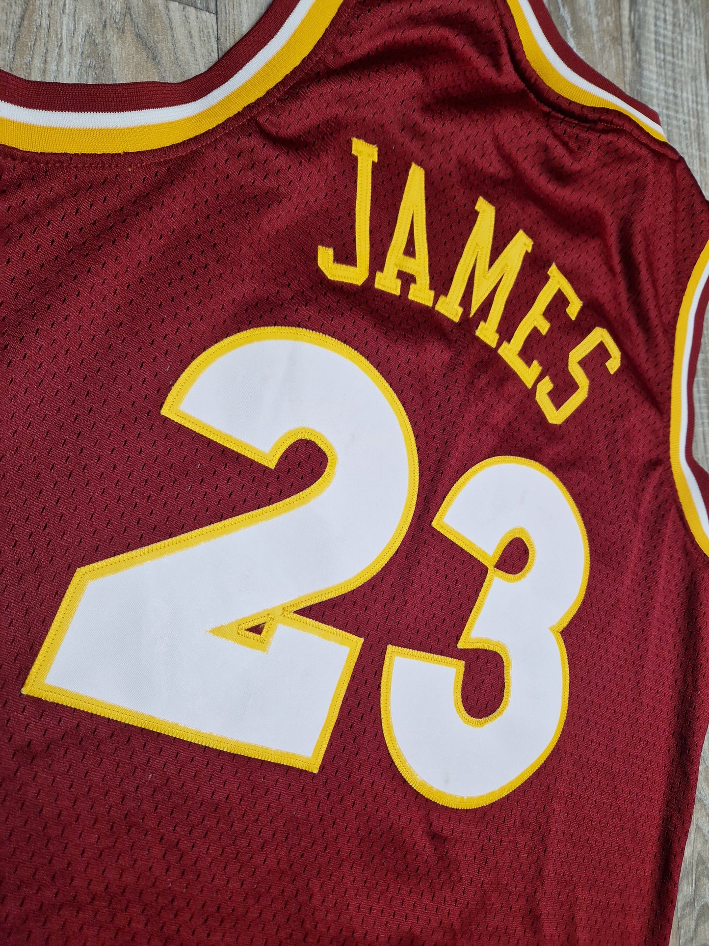 LeBron James Cleveland Cavaliers Jersey Size Medium