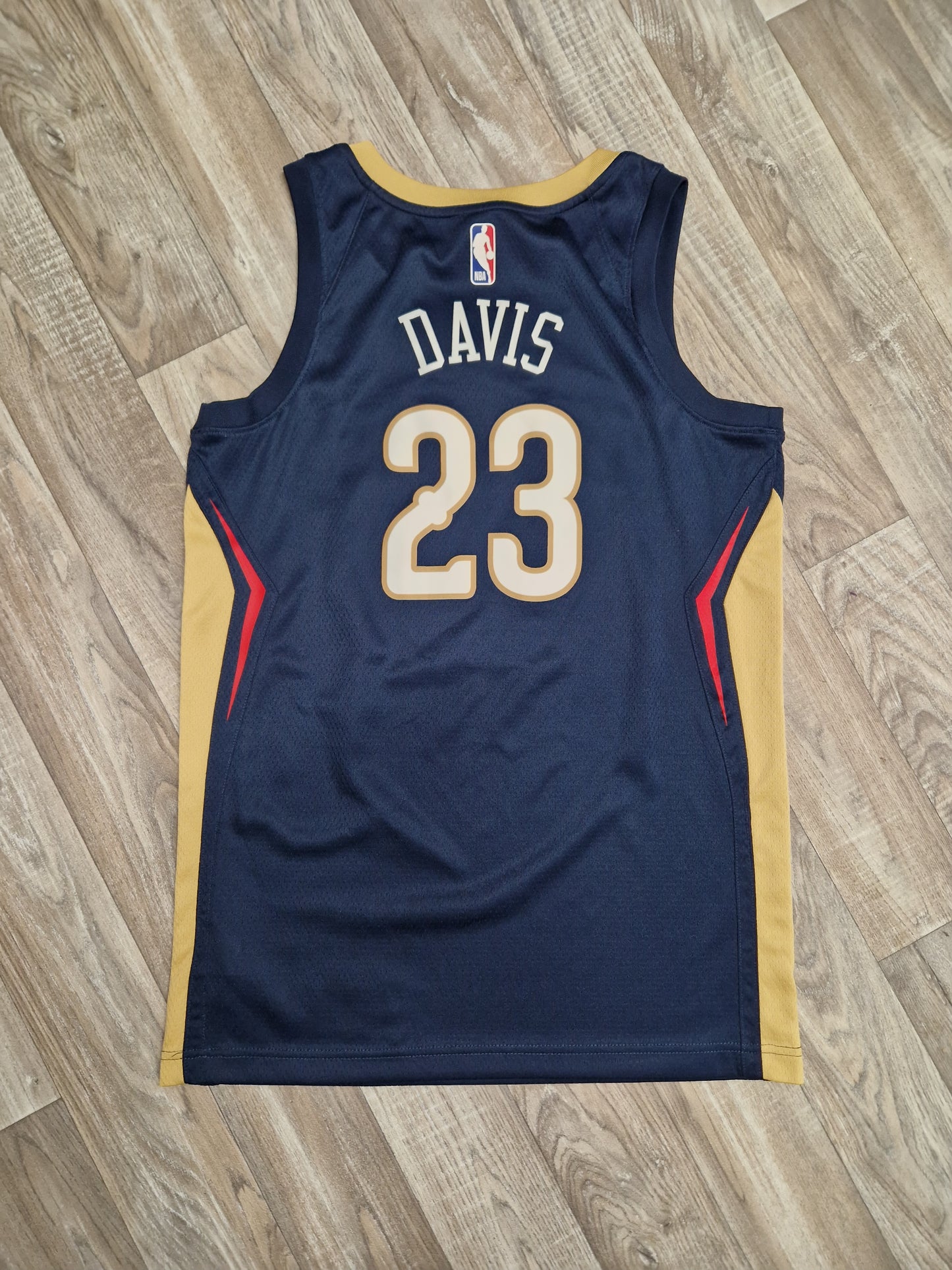 Anthony Davis New Orleans Pelicans Jersey Size Small