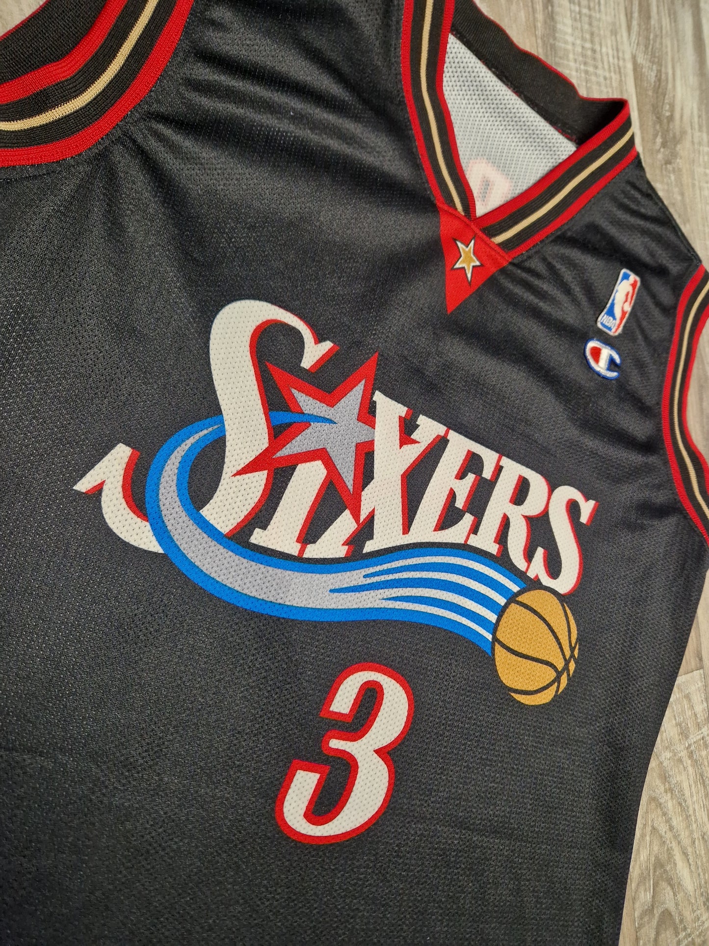 Allen Iverson Philadelphia 76ers Jersey Size Small