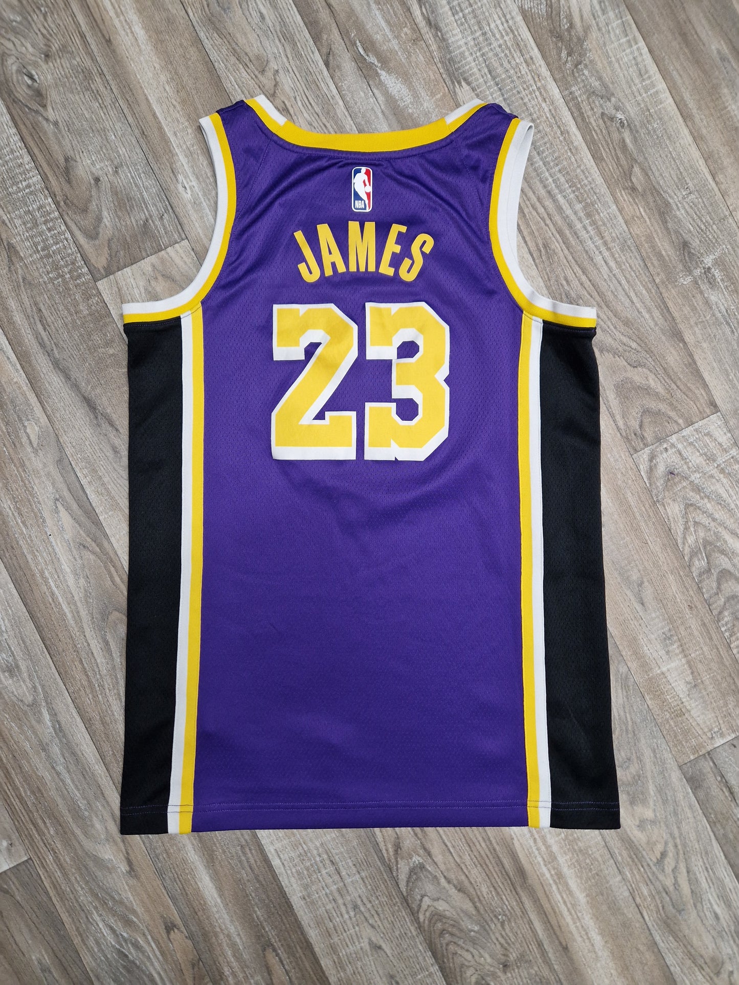 LeBron James Los Angeles Lakers Jersey Size Small