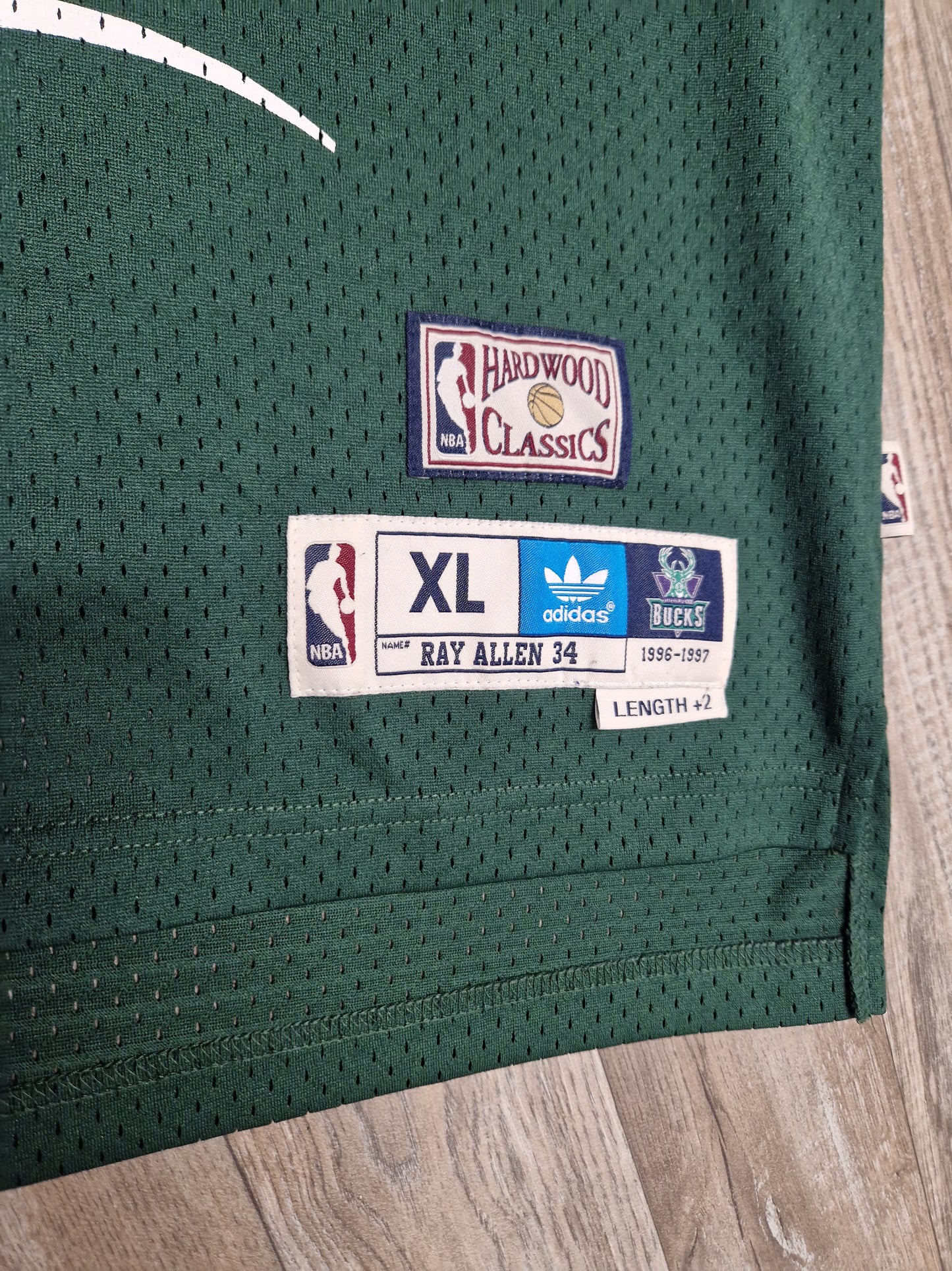 Ray Allen Milwaukee Bucks Jersey Size XL