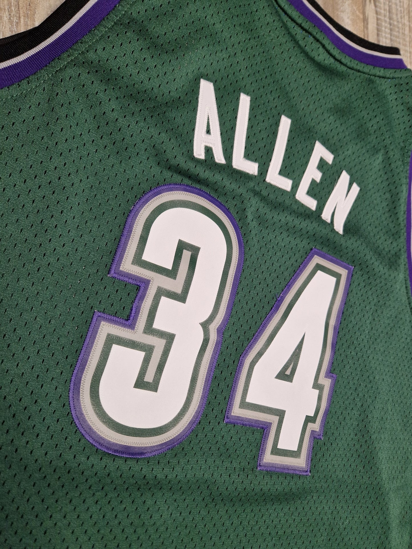 Ray Allen Milwaukee Bucks Jersey Size XL