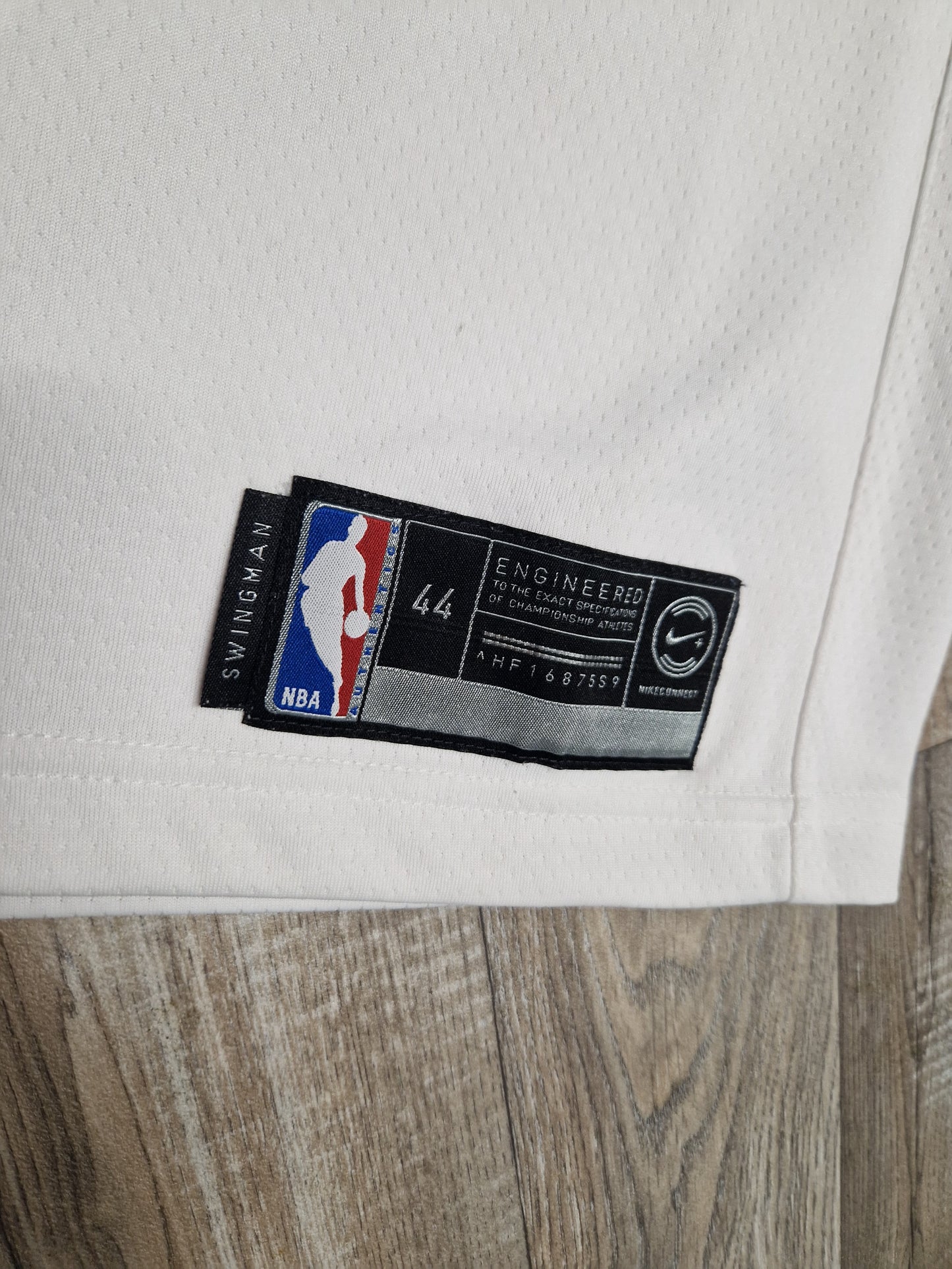Giannis Antetokounmpo Milwaukee Bucks Jersey Size Medium