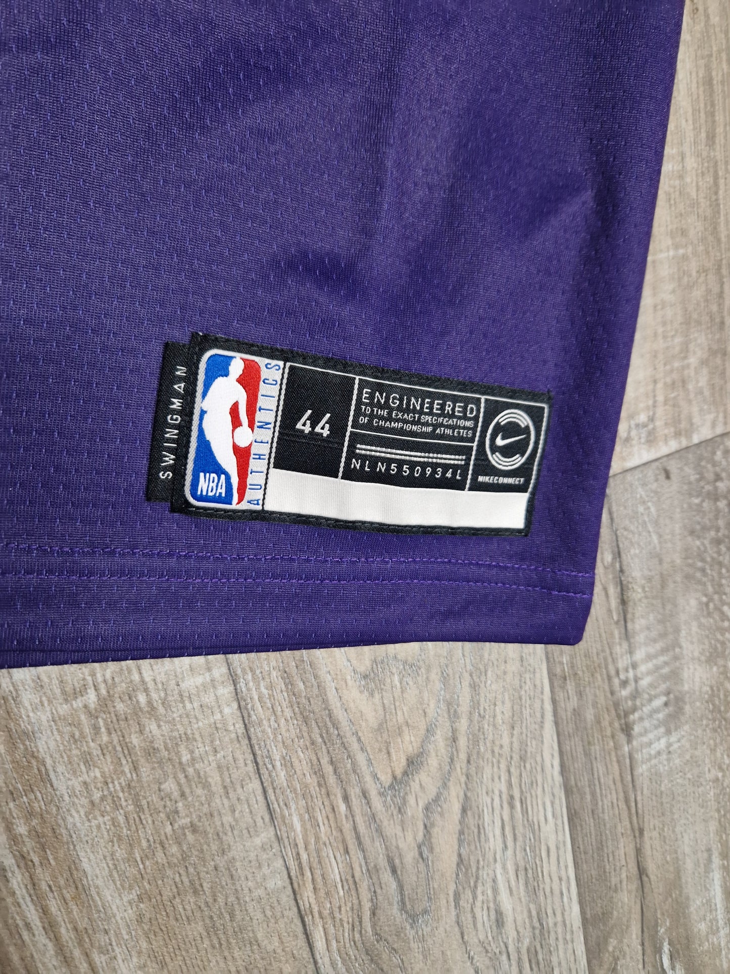 Donovan Mitchell Utah Jazz Jersey Size Medium