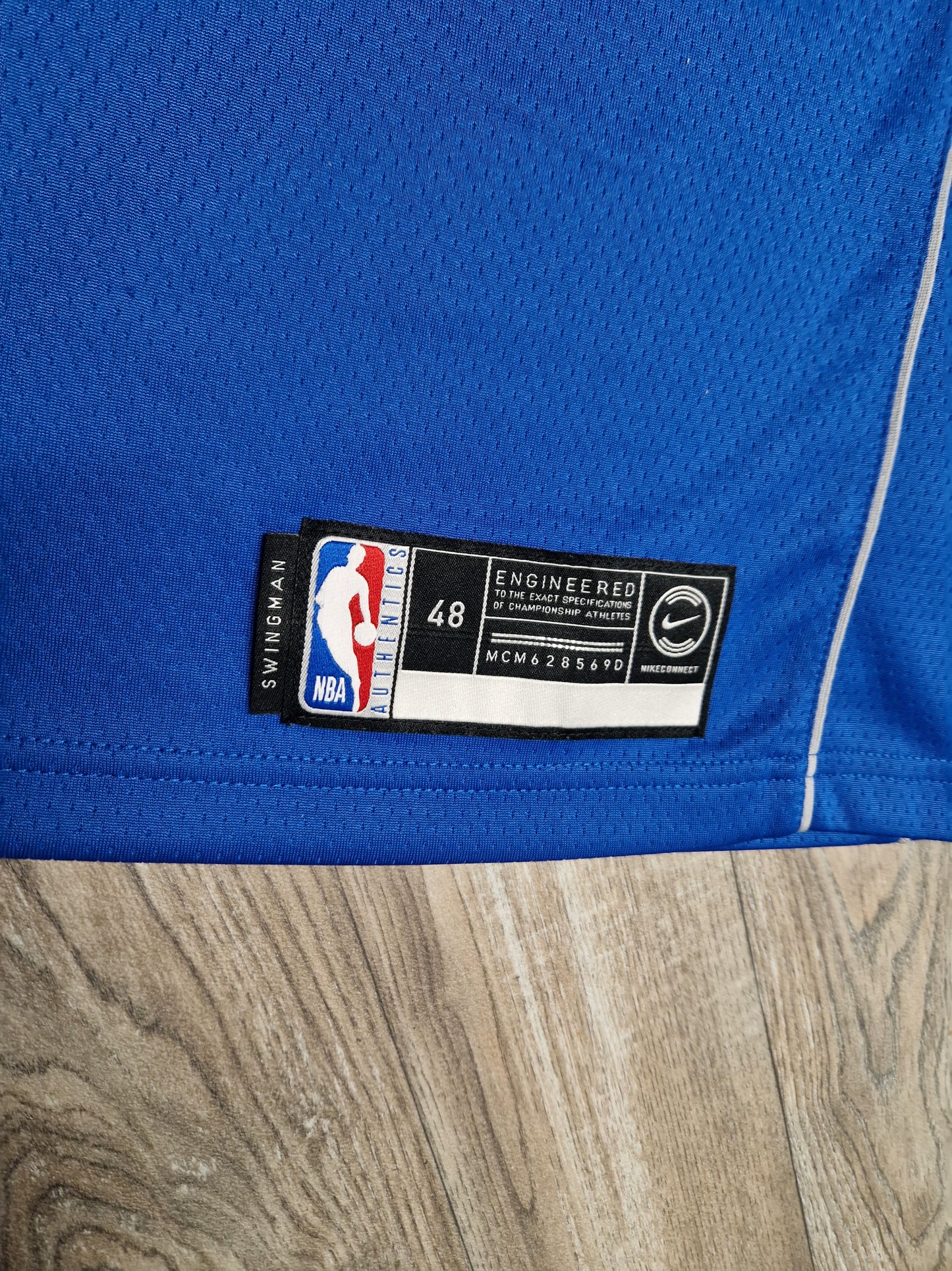 Luka Doncic Dallas Mavericks Jersey Size Large
