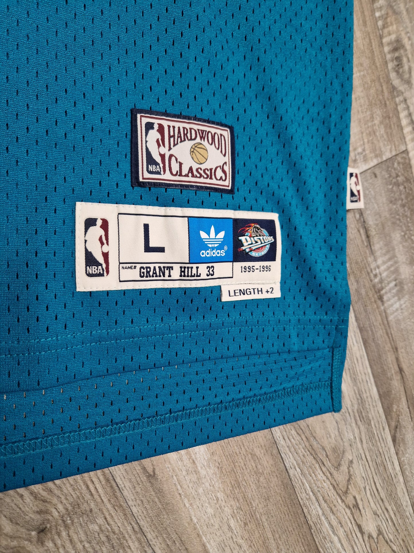 Grant Hill Detroit Pistons Jersey Size Large