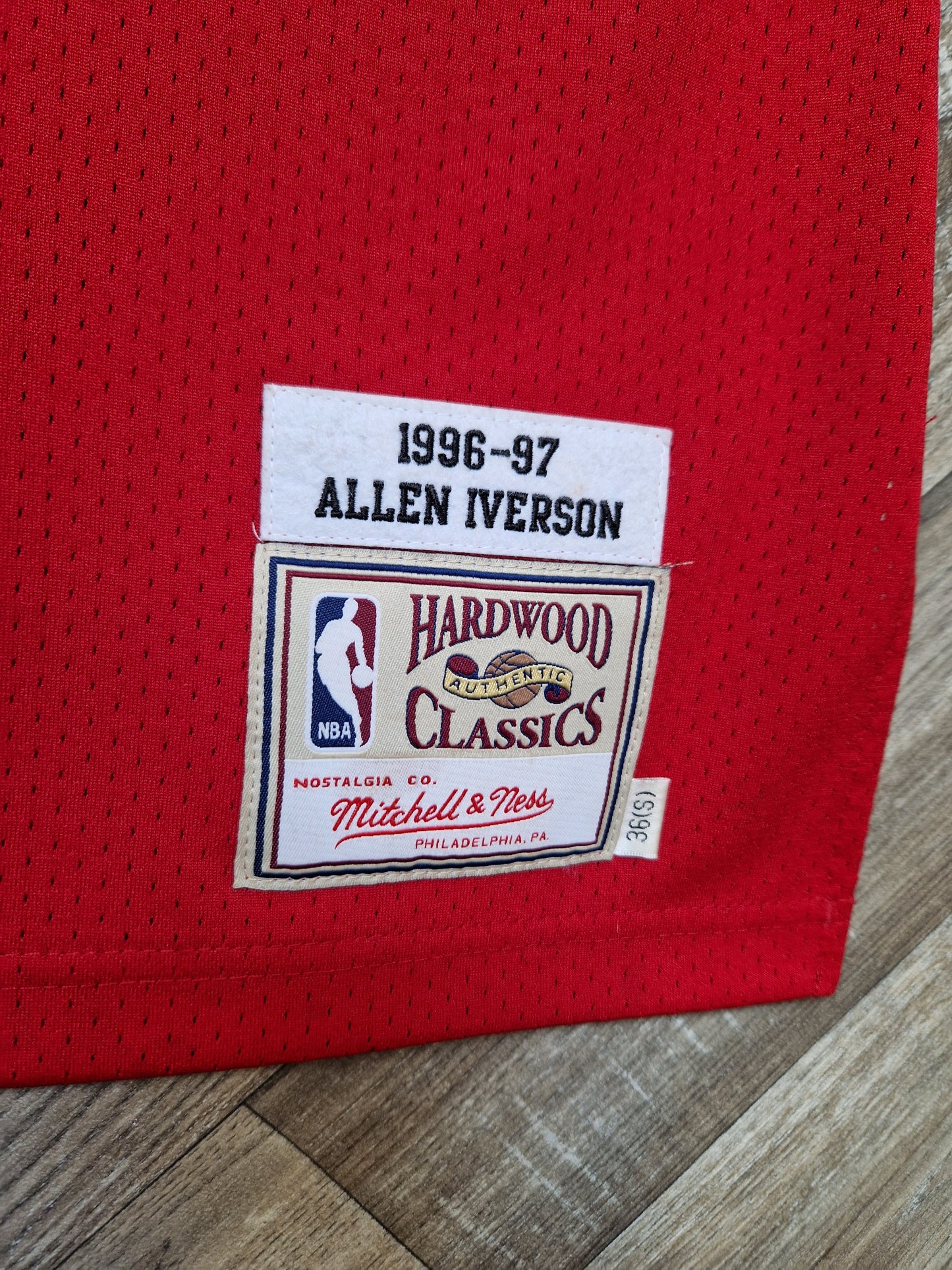 Allen Iverson Authentic Philadelphia 76ers Jersey Size Small
