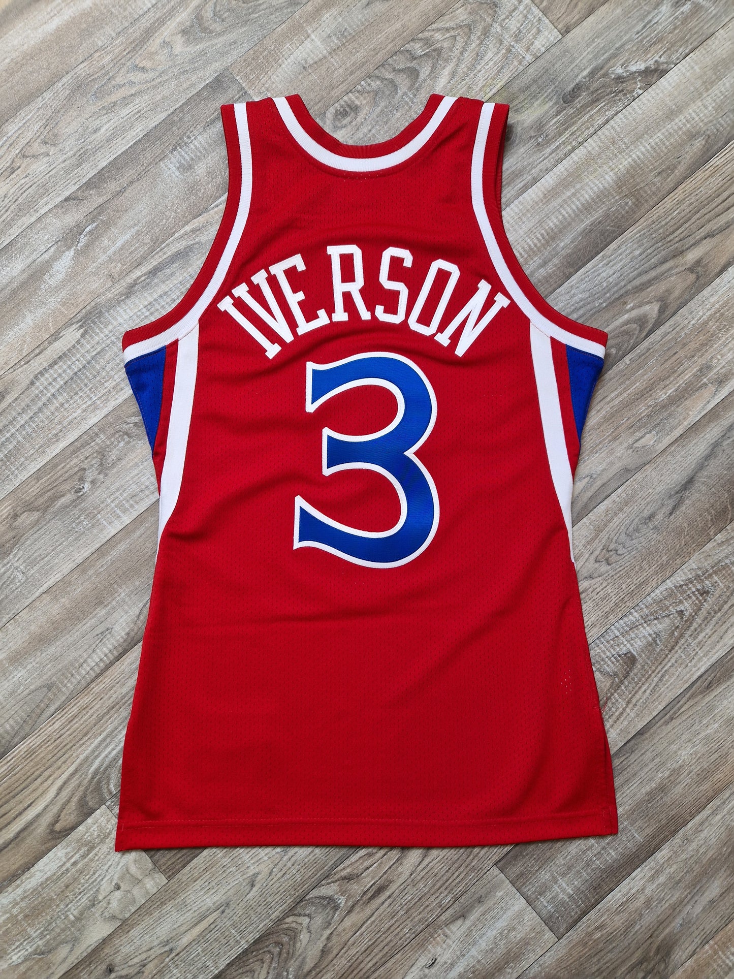 Allen Iverson Authentic Philadelphia 76ers Jersey Size Small