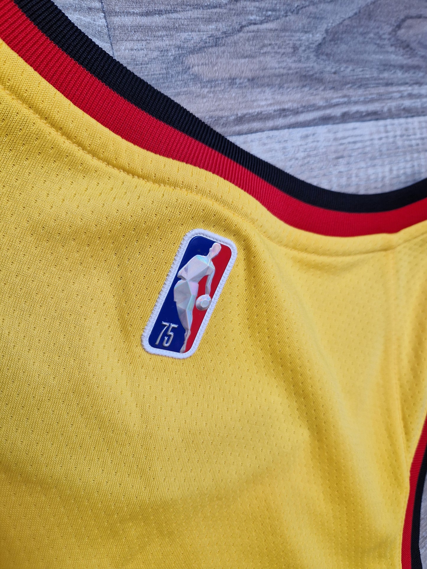 Blank Atlanta Hawks Jersey Size XL