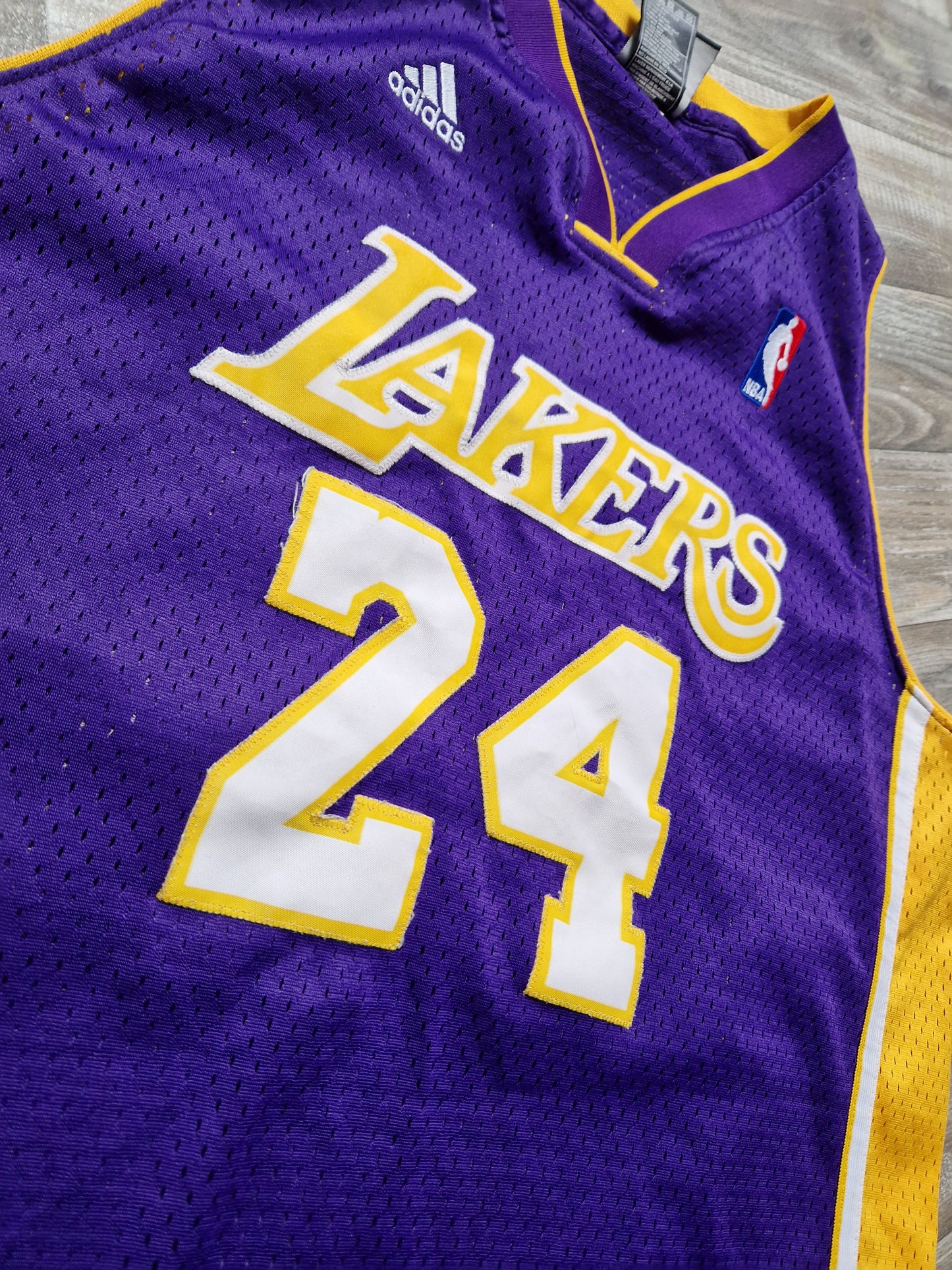 Kobe Bryant Los Angeles Lakers Jersey Size Large