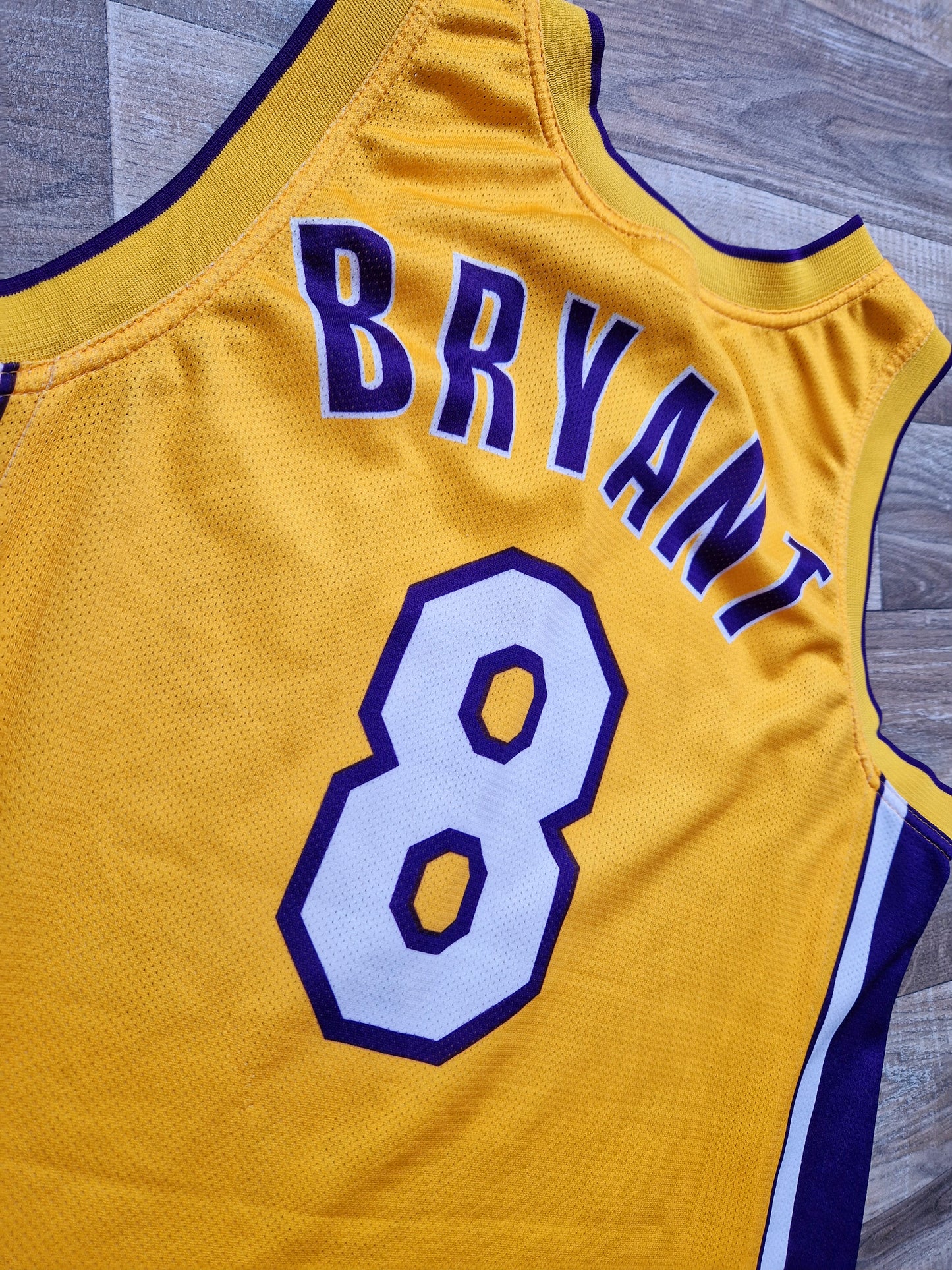 Kobe Bryant Los Angeles Lakers Jersey Size Medium