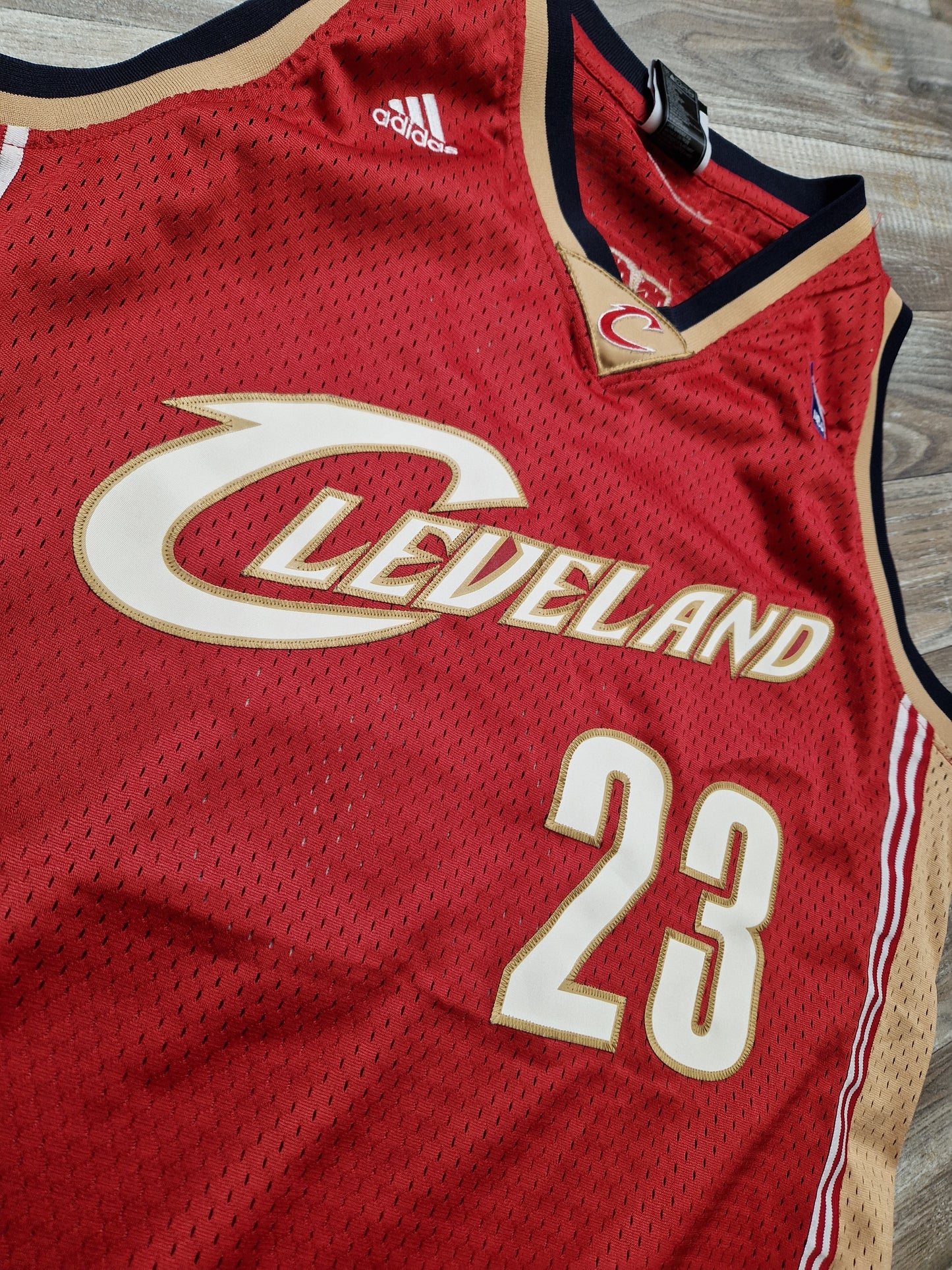 LeBron James Cleveland Cavaliers Jersey Size Large