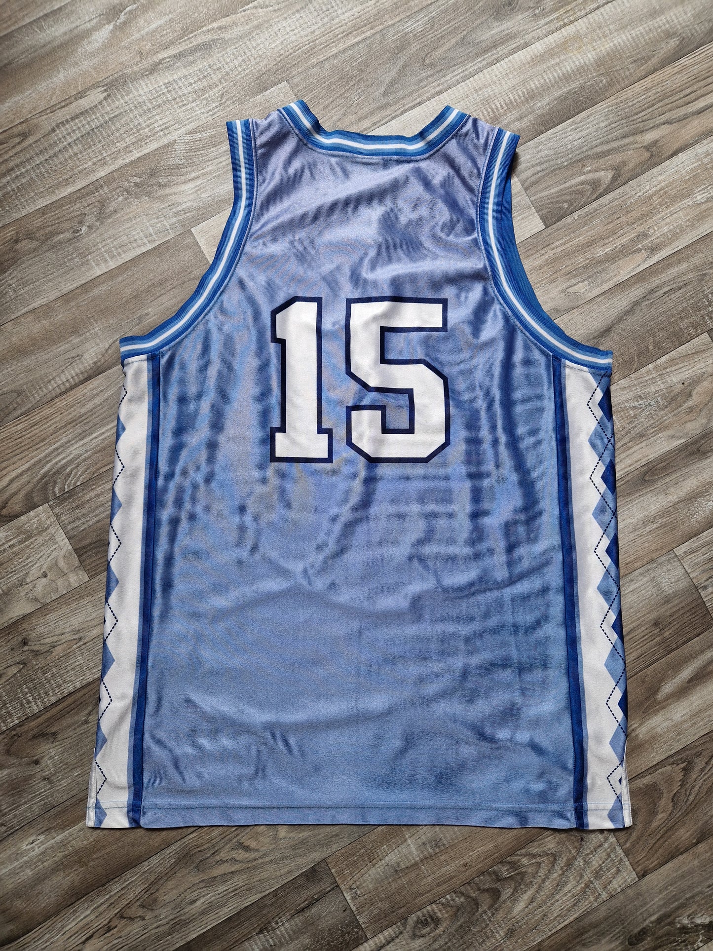 Vince Carter North Carolina Tar Heels Jersey Size Large