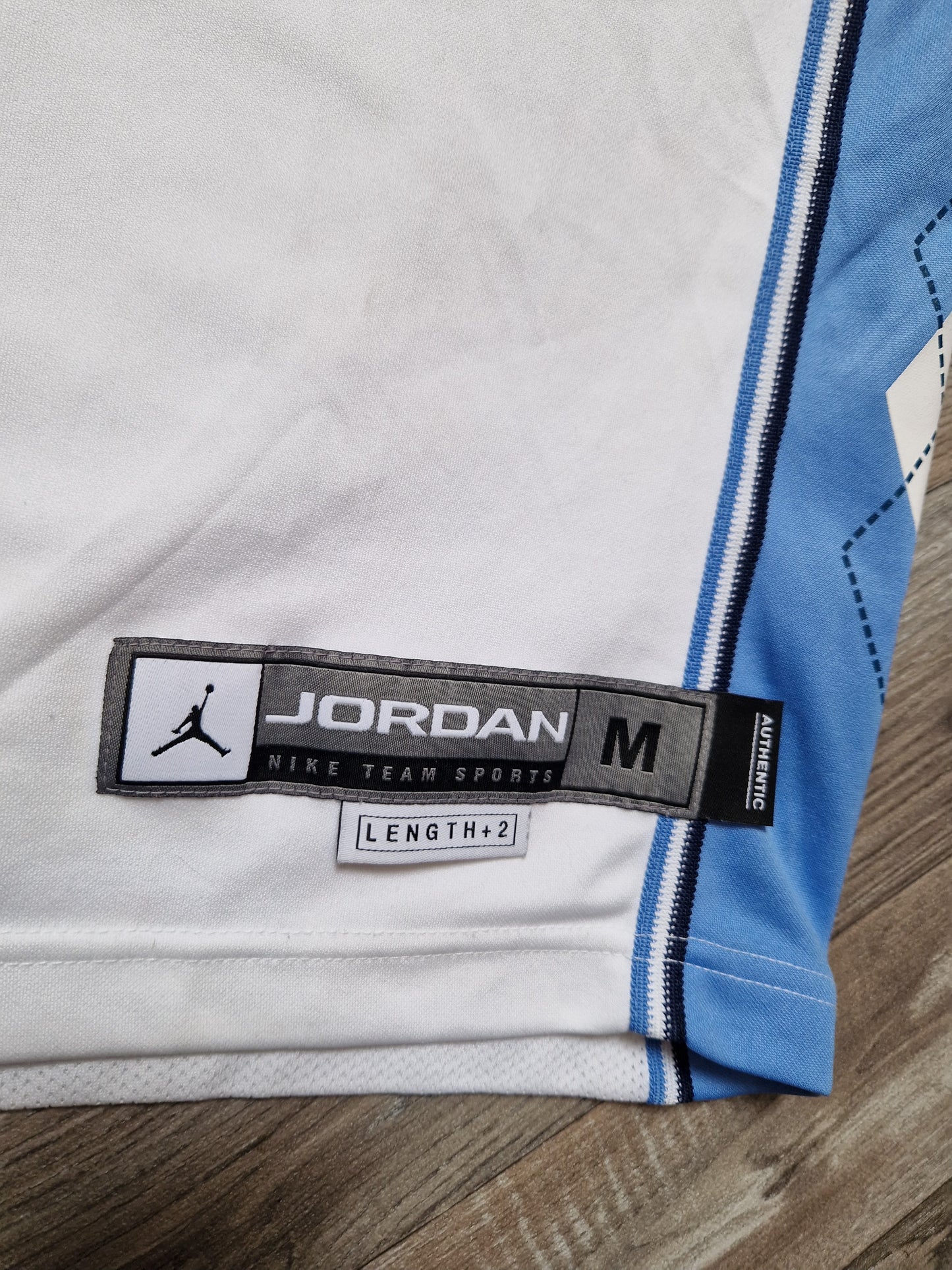 North Carolina Tar Heels Authentic Jersey Size Medium