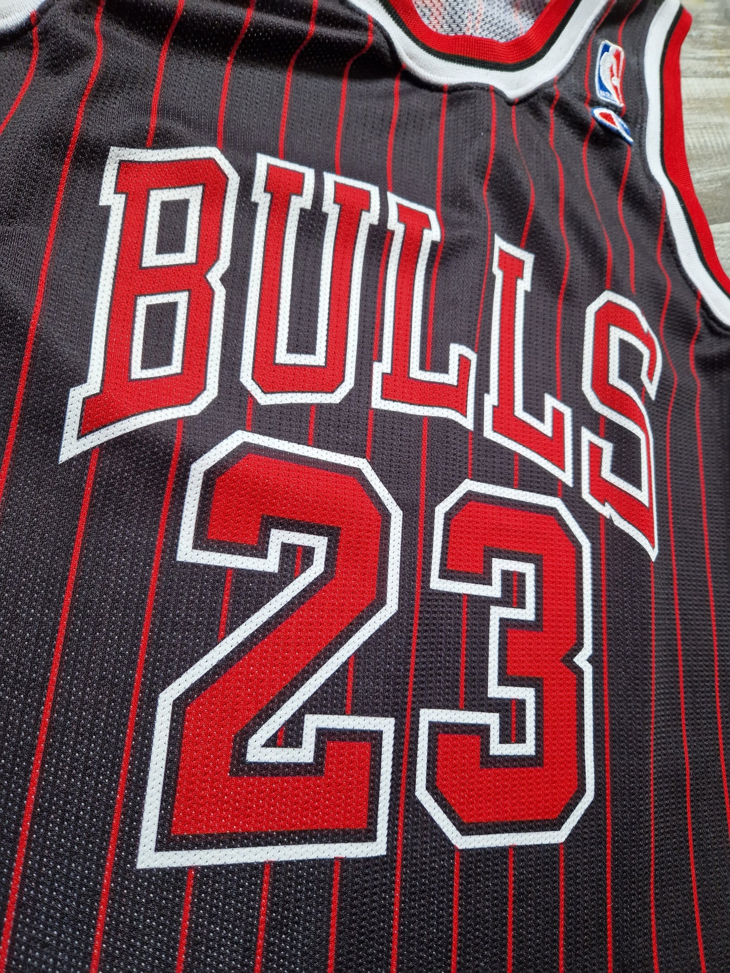 Michael Jordan Chicago Bulls Jersey Size Large