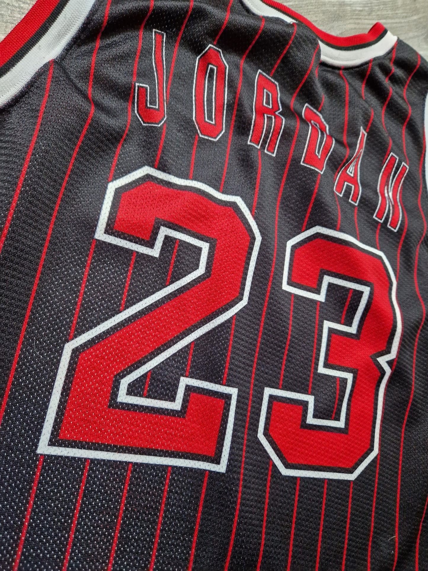 Michael Jordan Chicago Bulls Jersey Size Large