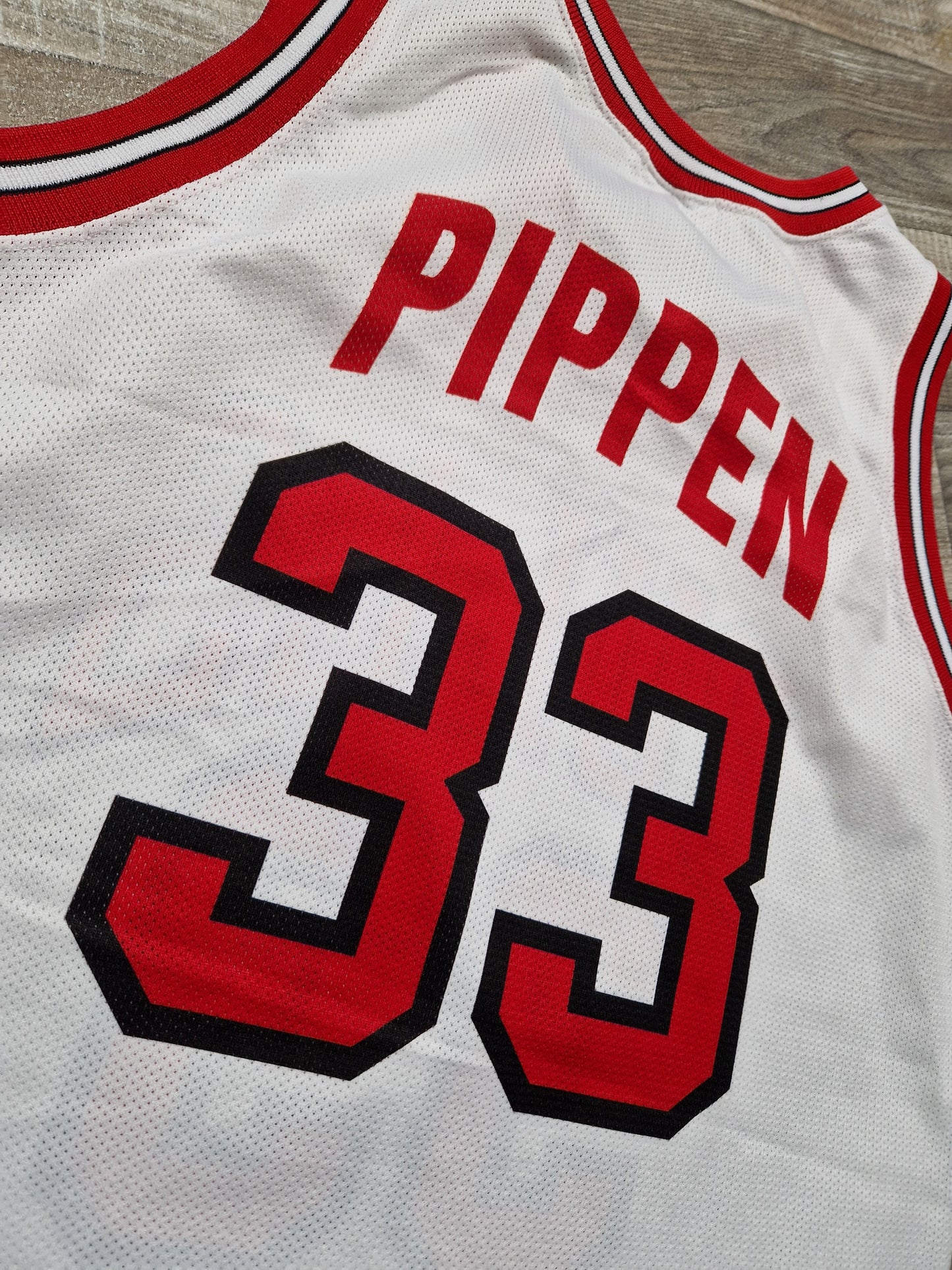 Scottie Pippen Chicago Bulls Jersey Size Medium