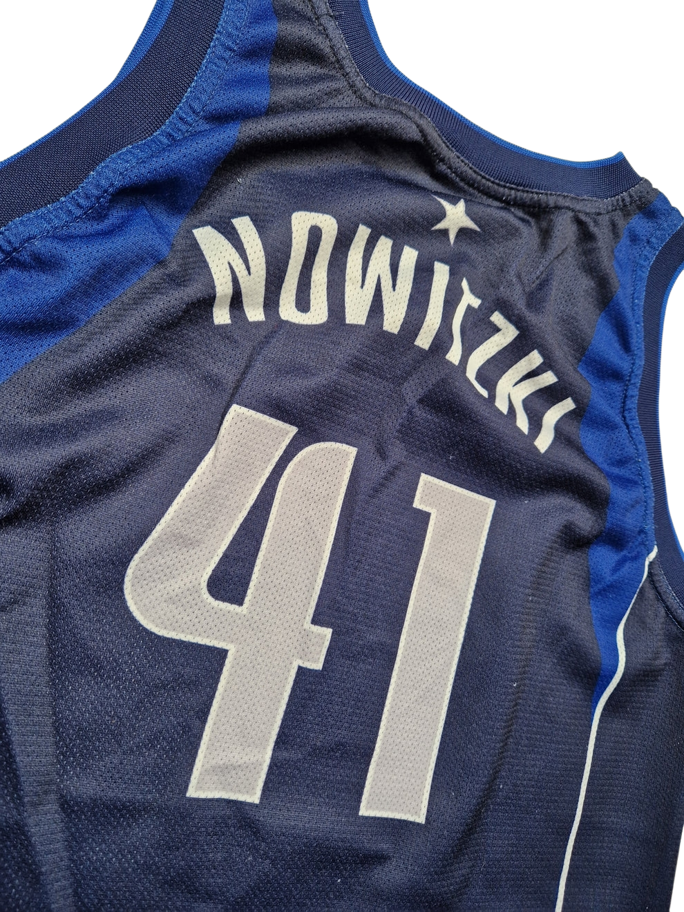 Dirk Nowitzki Dallas Mavericks Jersey Size Medium