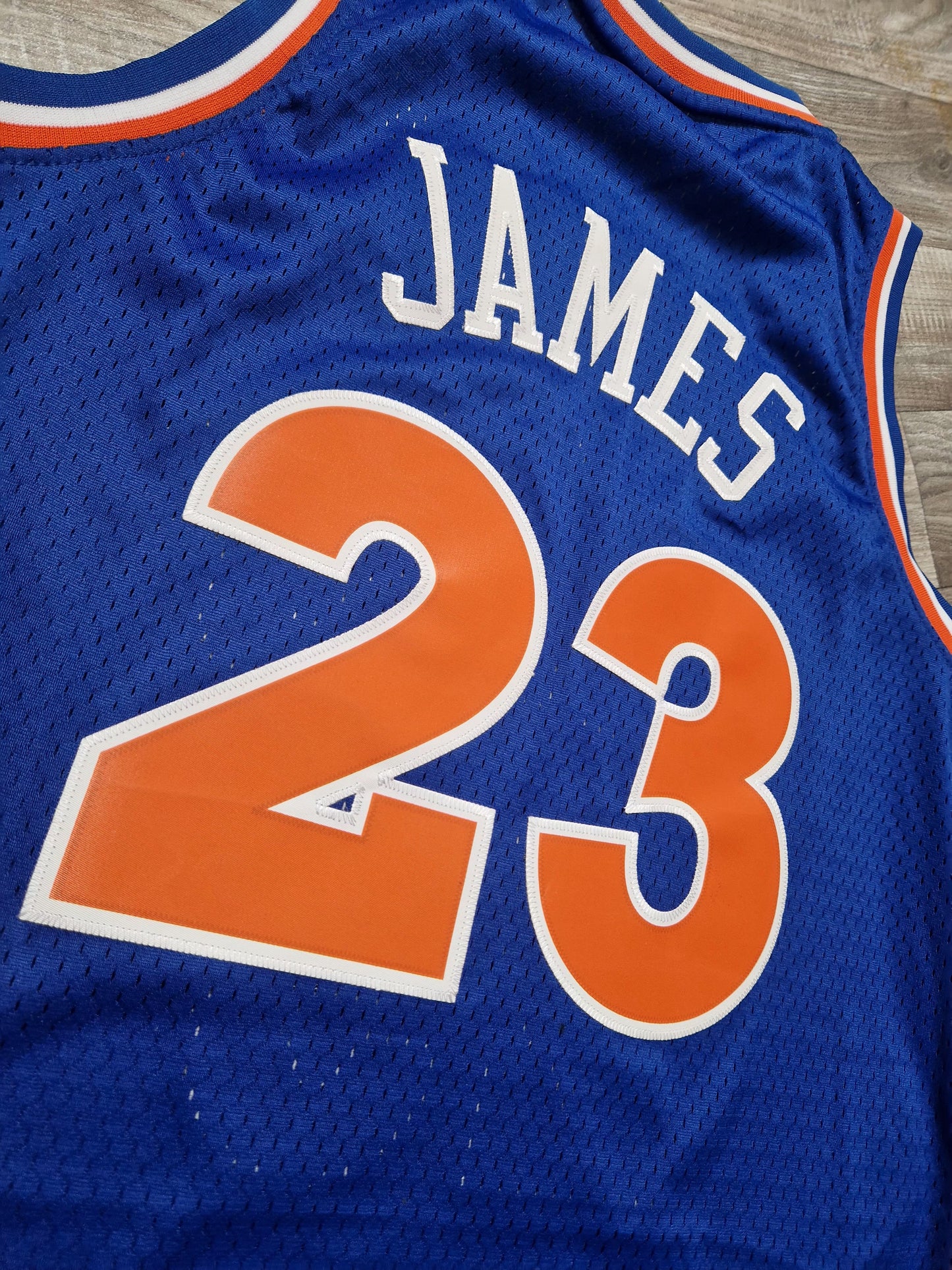 LeBron James Cleveland Cavaliers Jersey Size Medium