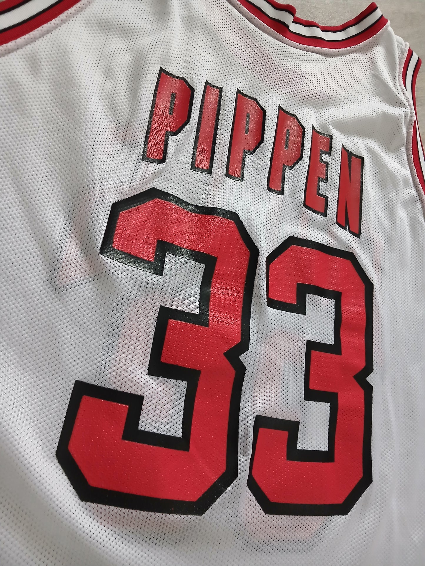 Scottie Pippen Chicago Bulls Jersey Size XL