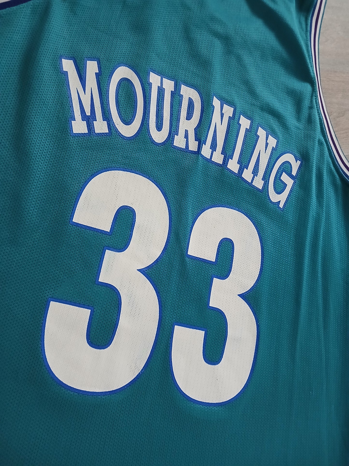 Alonzo Mourning Charlotte Hornets Jersey Size XL
