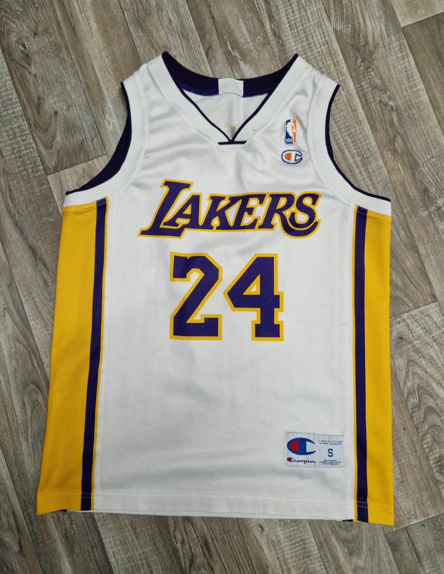Kobe Bryant Los Angeles Lakers Jersey Size Small