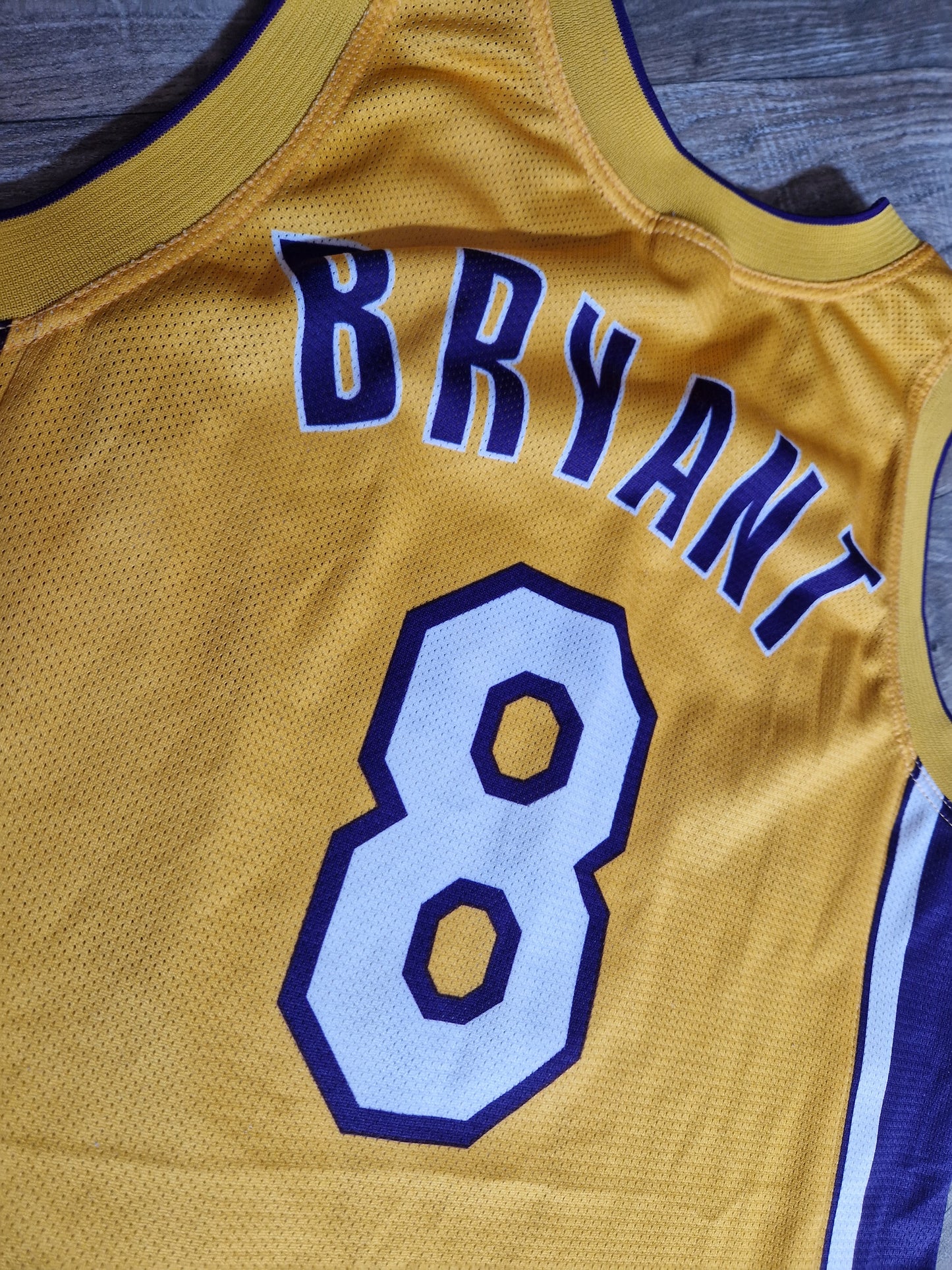 Kobe Bryant Los Angeles Lakers Jersey Size Small
