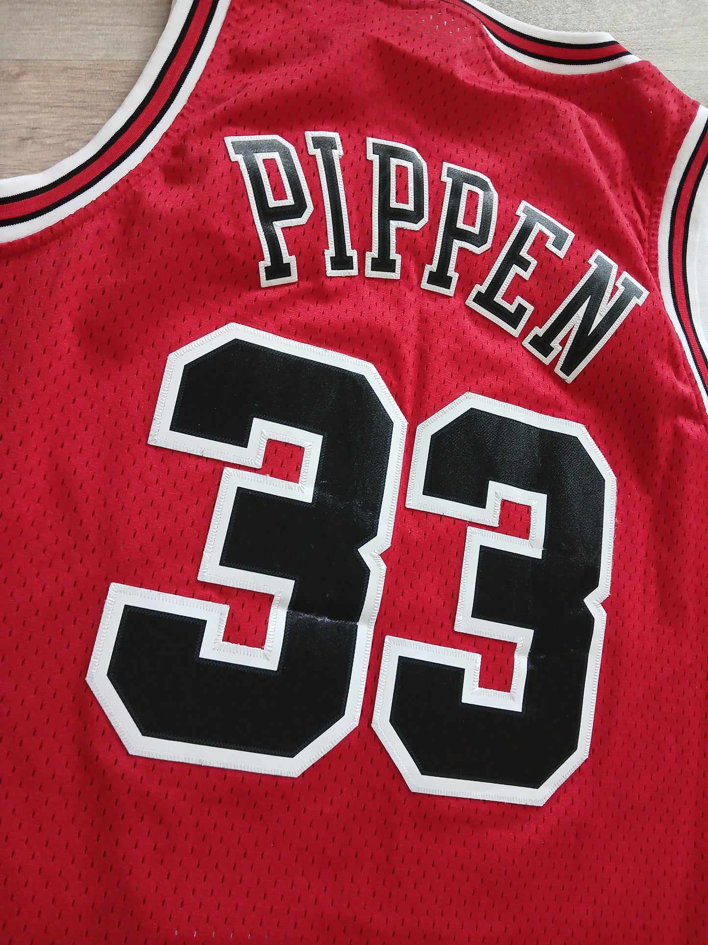 Scottie Pippen Chicago Bulls Jersey Size Medium