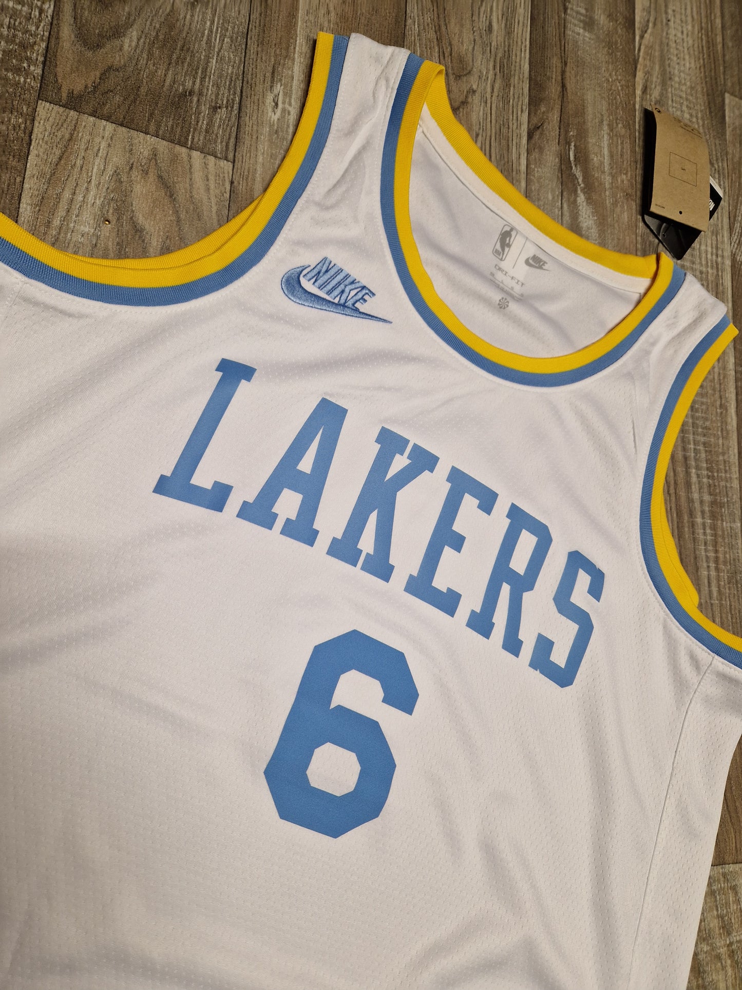 LeBron James Los Angeles Lakers Jersey Size Large