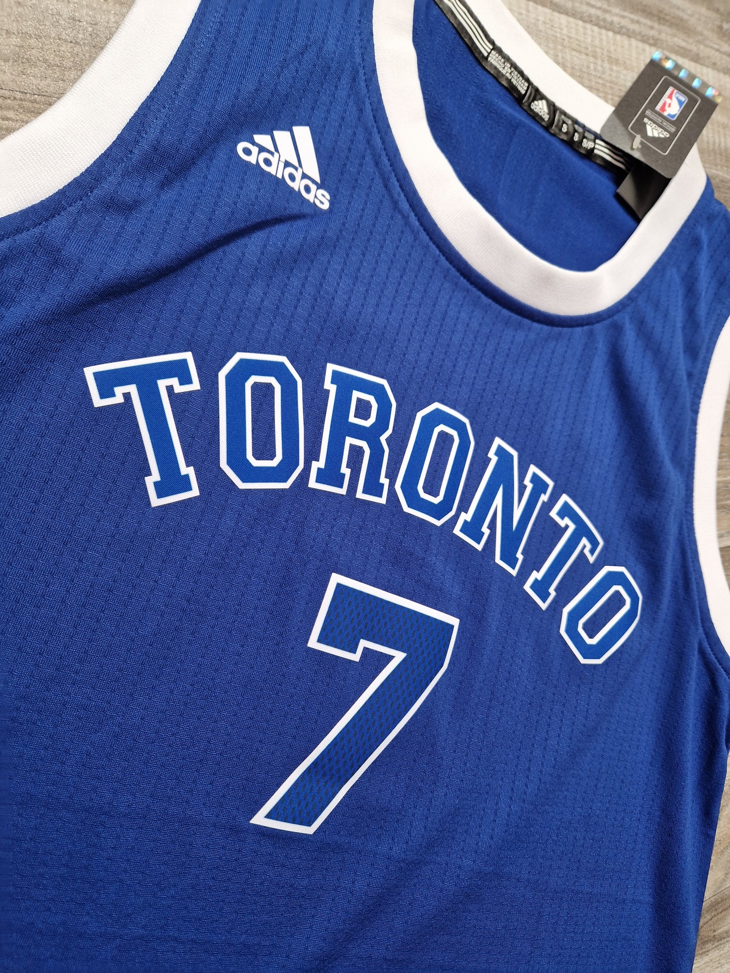 Kyle Lowry Toronto Raptors Jersey Size Small