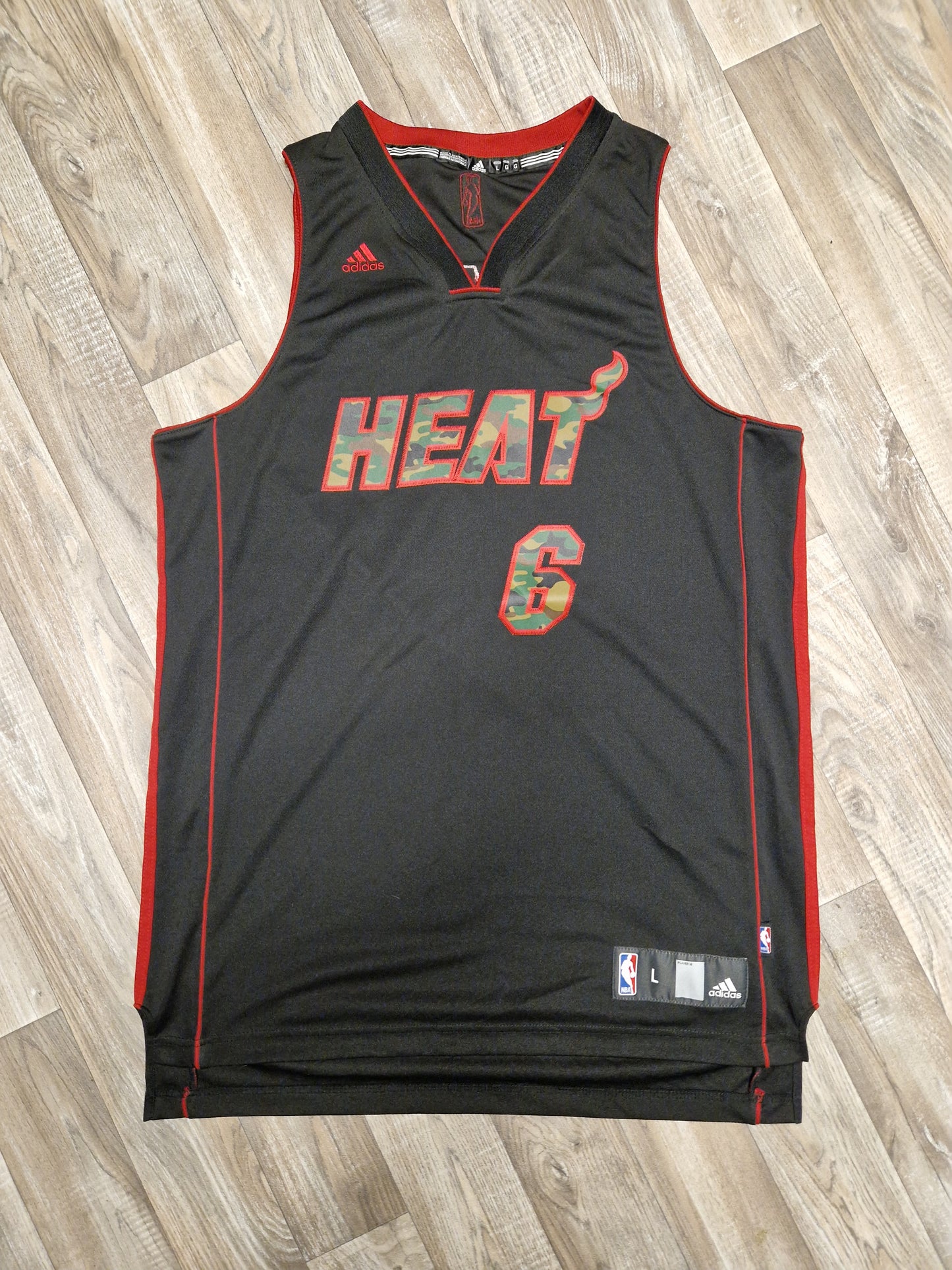 LeBron James Miami Heat Jersey Size Large