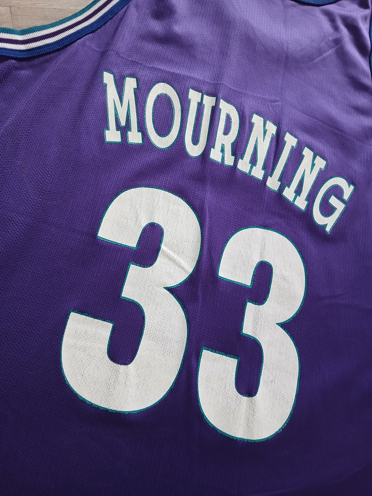 Alonzo Mourning Charlotte Hornets Jersey Size XL
