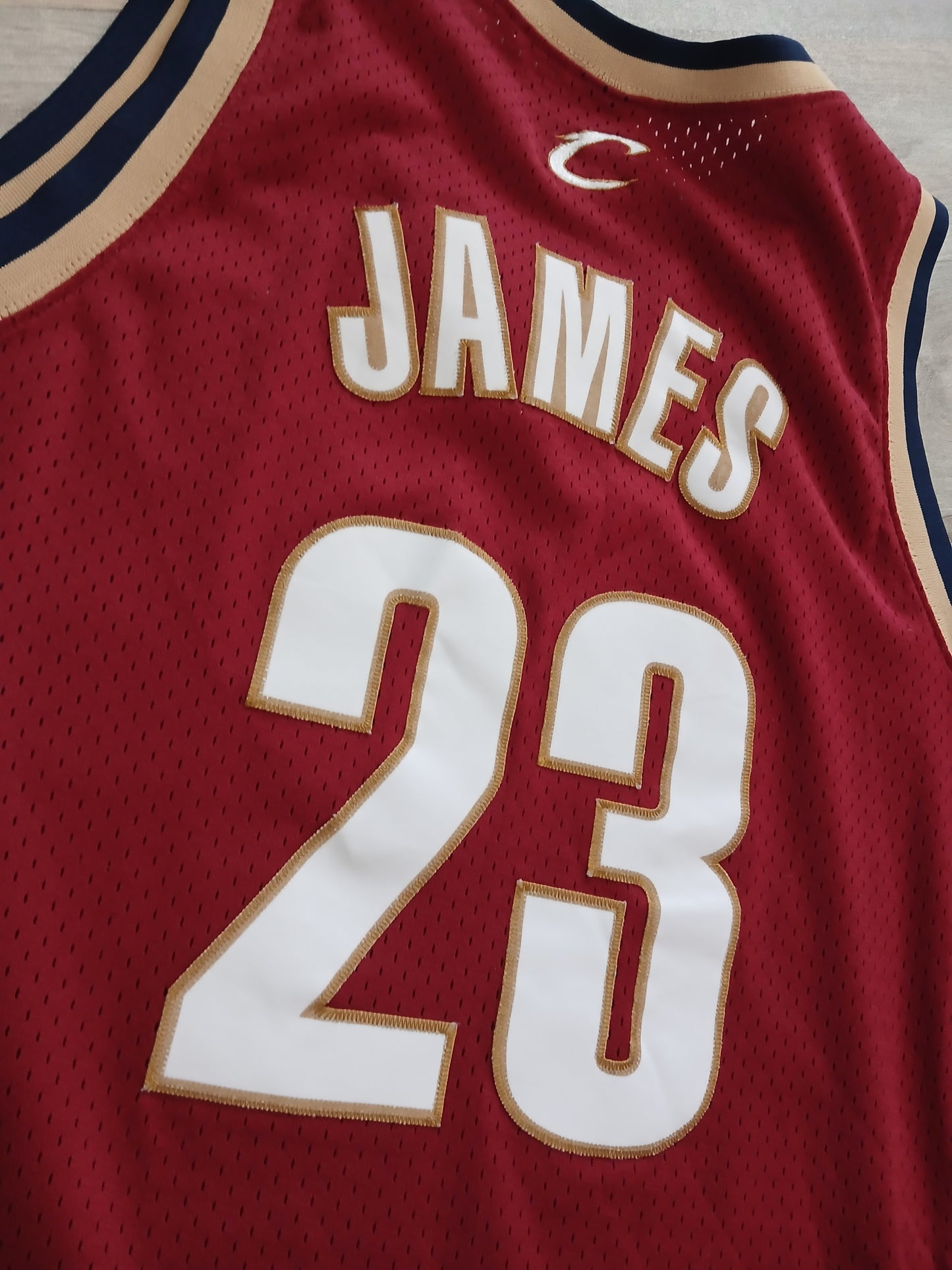 LeBron James Cleveland Cavaliers Jersey Size Large