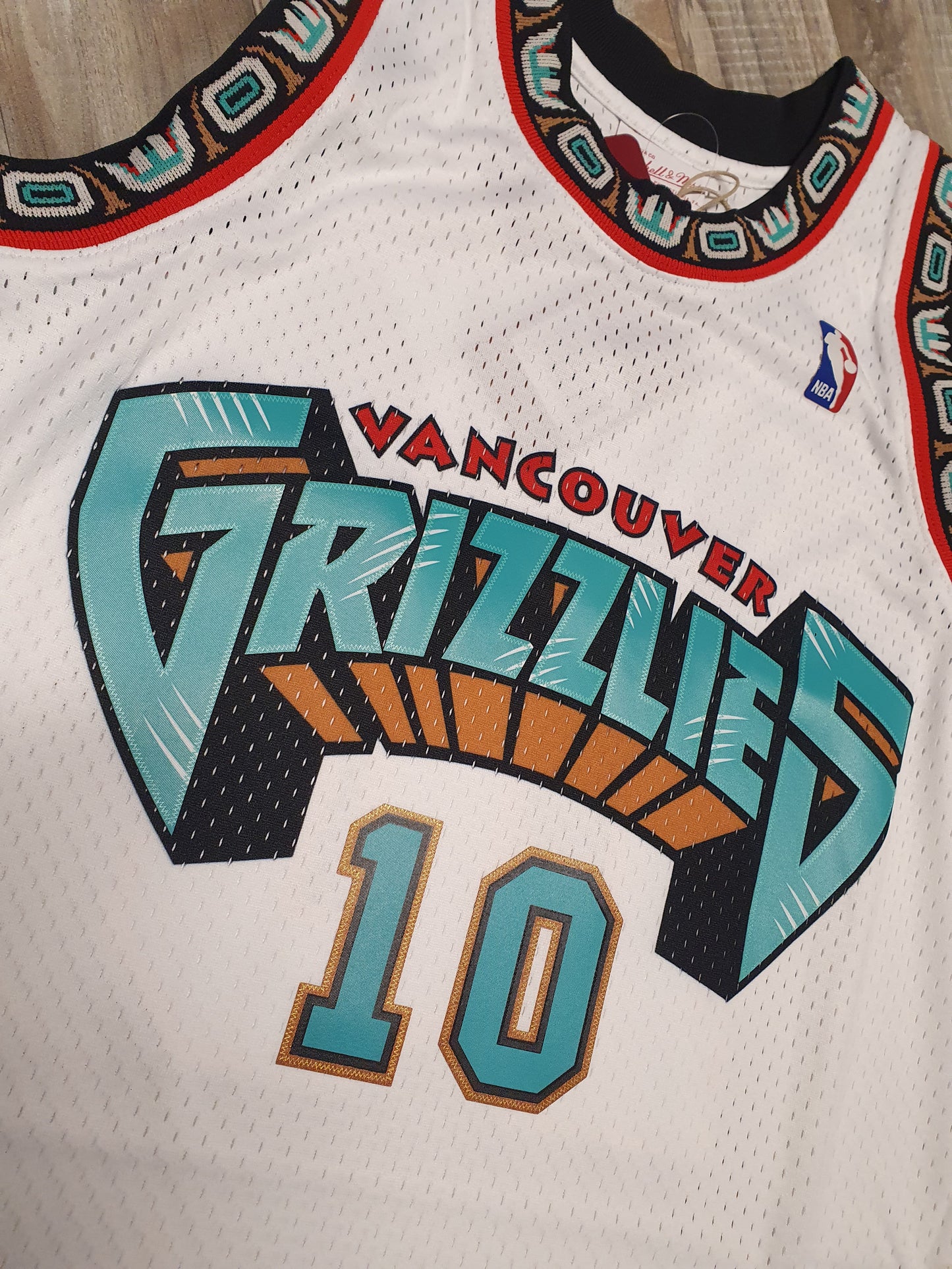 Mike Bibby Vancouver Grizzlies Home 1998-99 Jersey