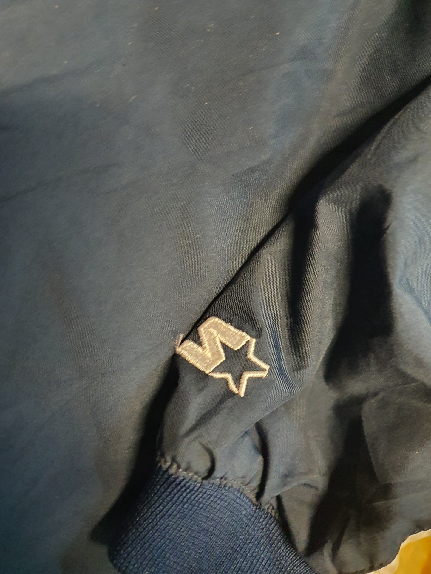 Michigan Wolverines Warm Up Size XL