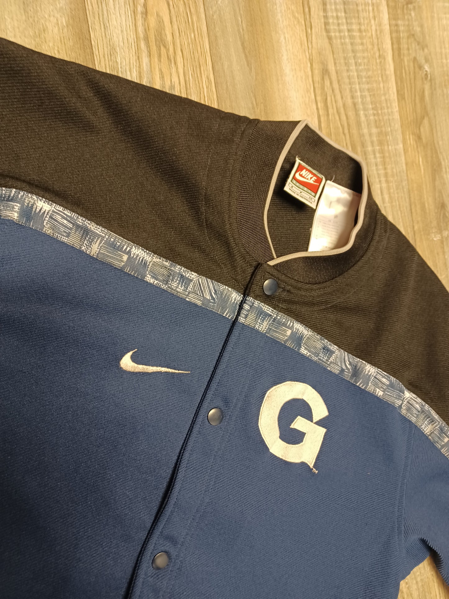 Georgetown Hoyas Warm Up Size Small