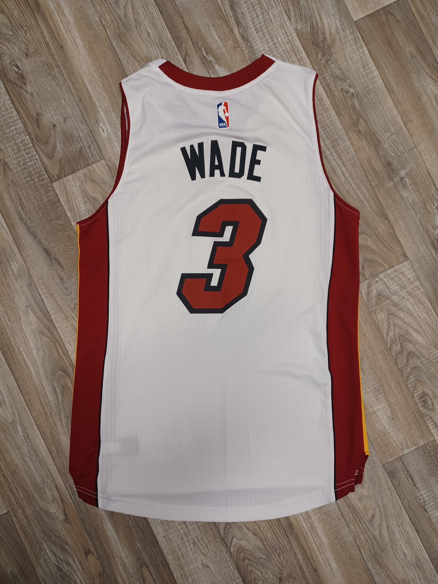 Dwyane Wade Miami Heat Jersey Size Small