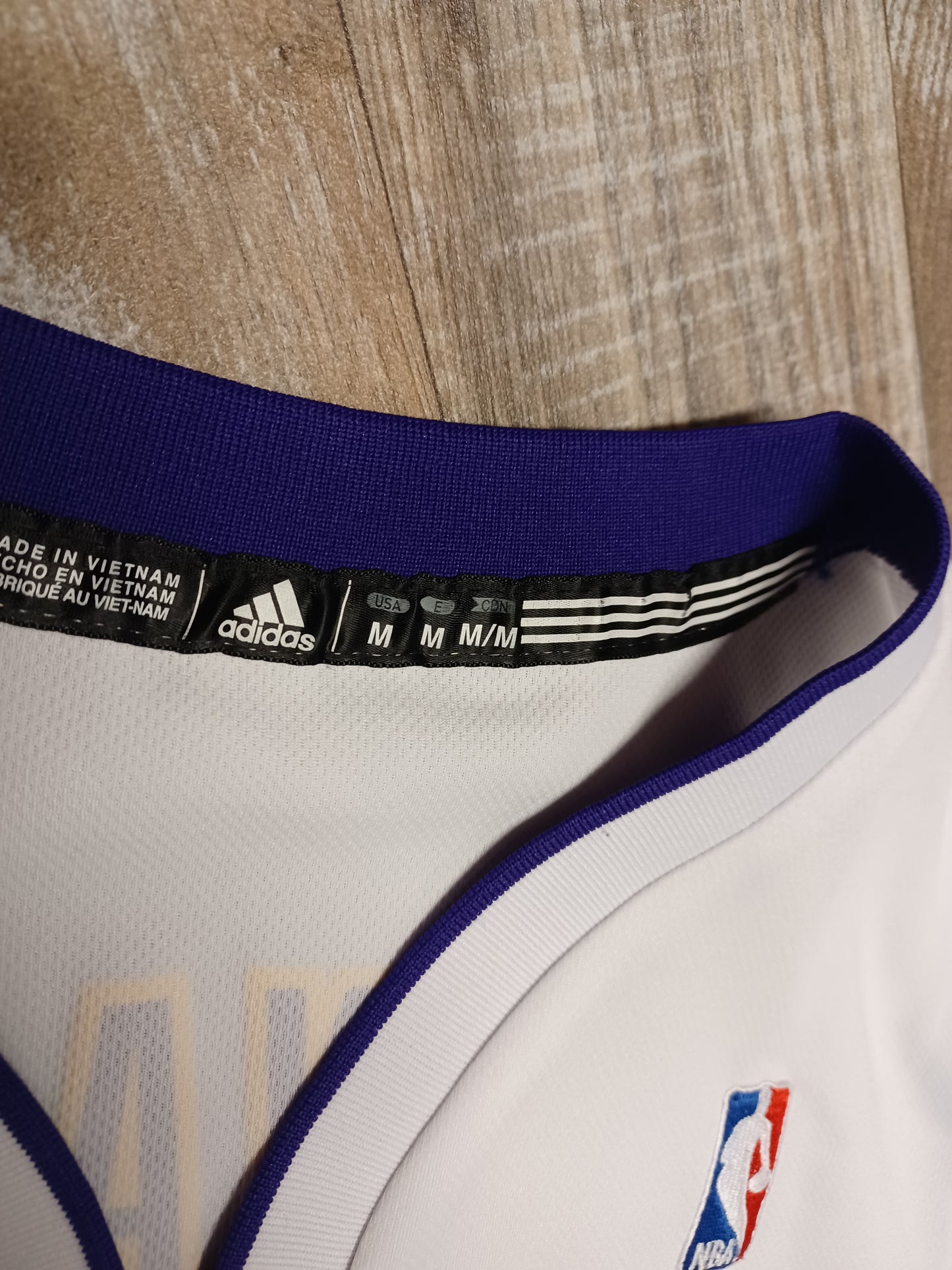 Kobe Bryant Los Angeles Lakers Jersey Size Medium
