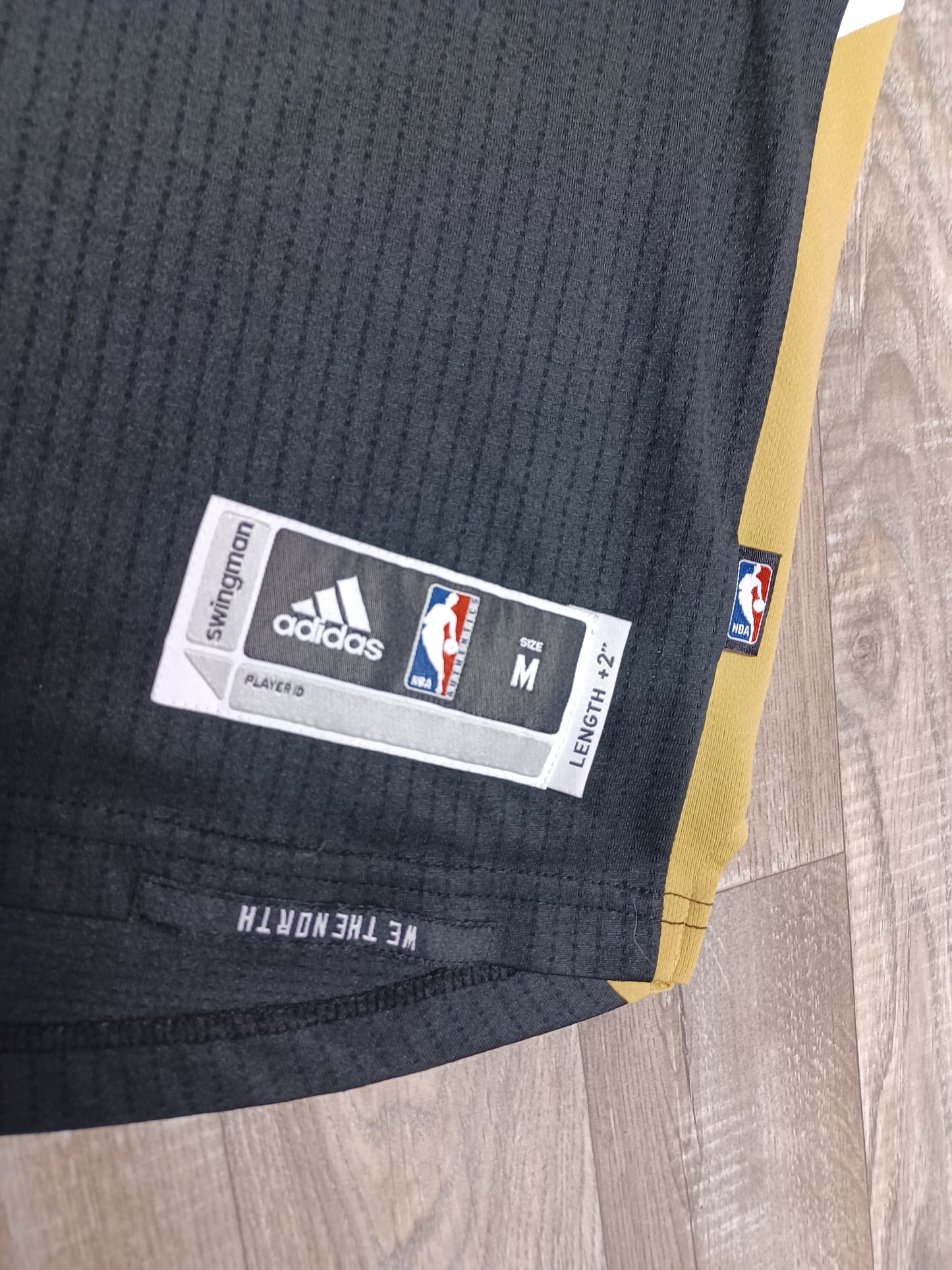 Demar DeRozen Toronto Raptors Jersey Size Medium