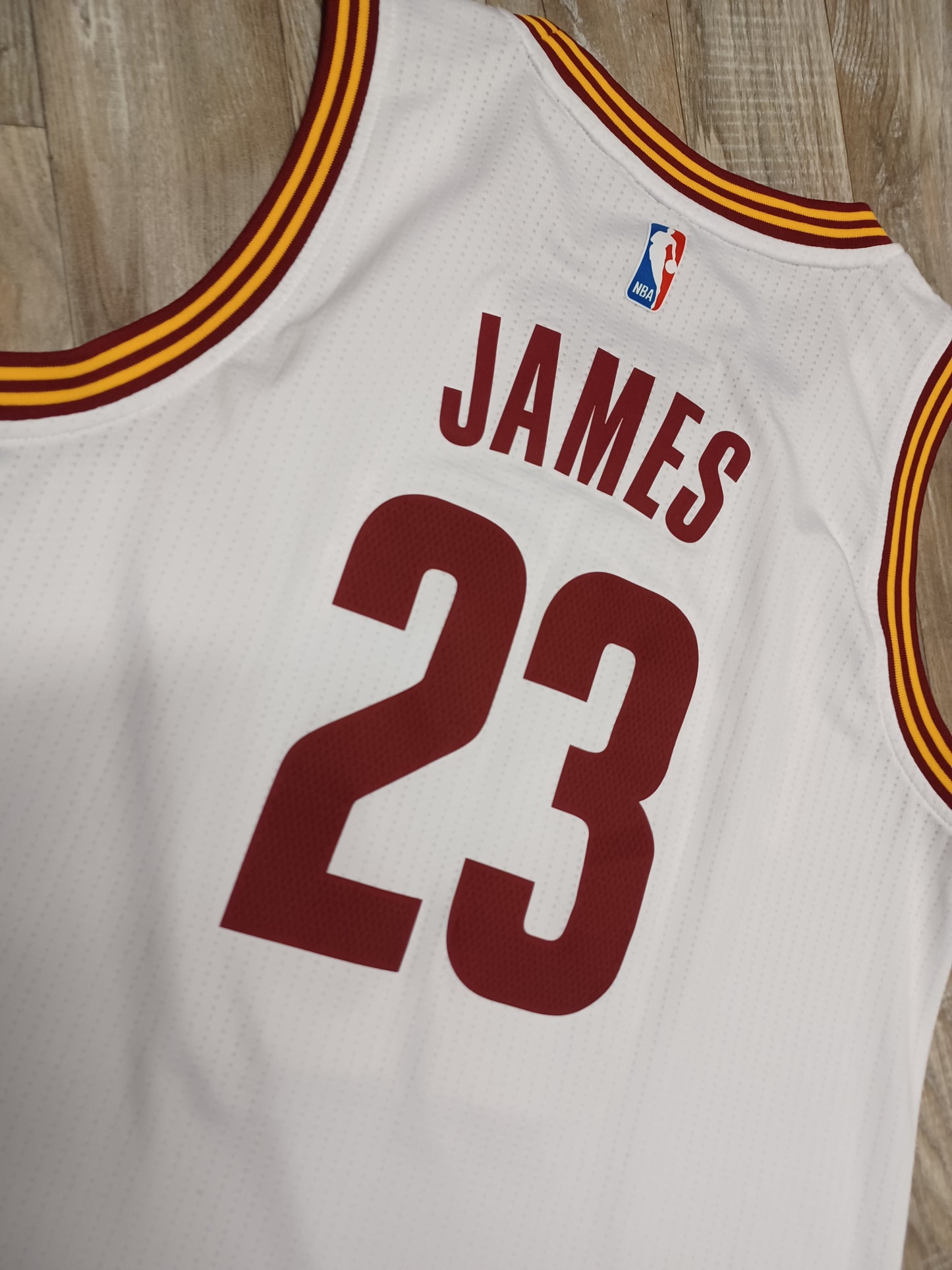 LeBron James Cleveland Cavaliers Jersey Size Medium