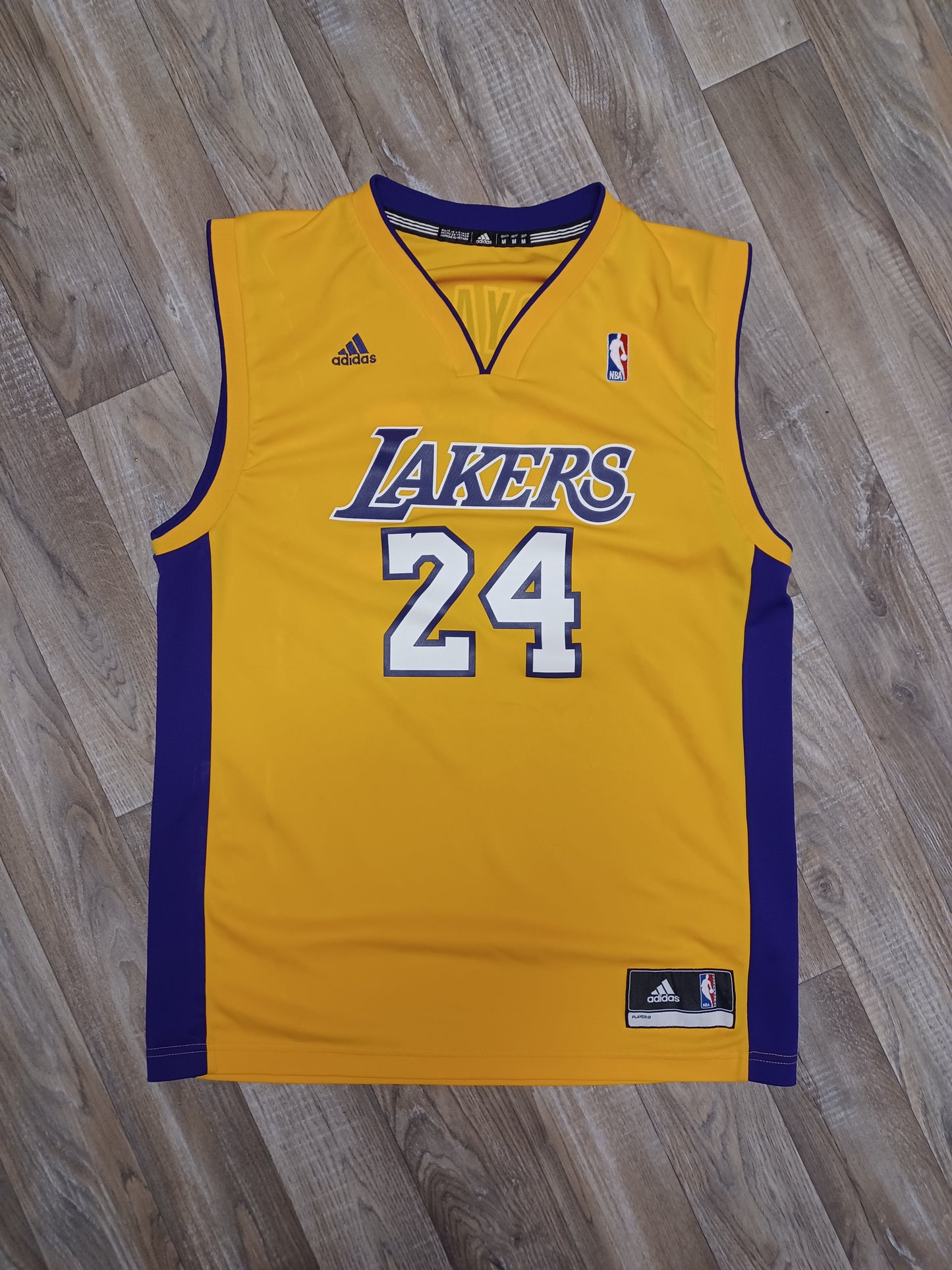 Kobe Bryant Los Angeles Lakers Jersey Size Medium