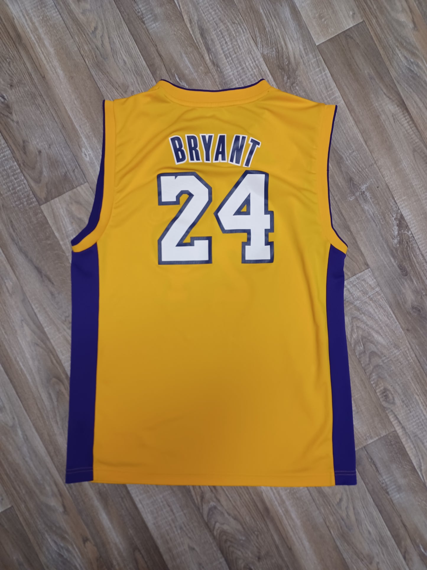 Kobe Bryant Los Angeles Lakers Jersey Size Medium