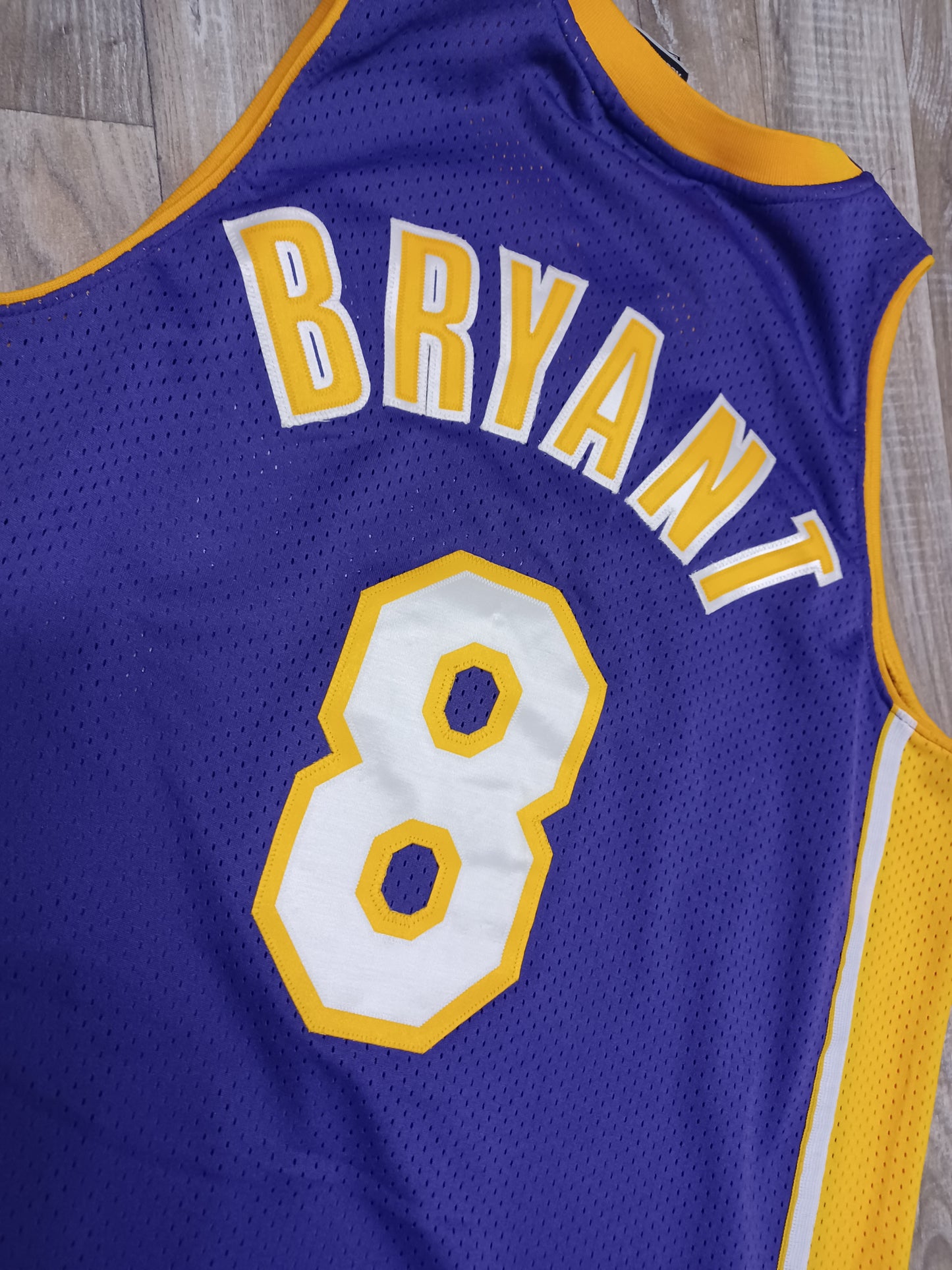 Kobe Bryant Los Angeles Lakers Jersey Size Large