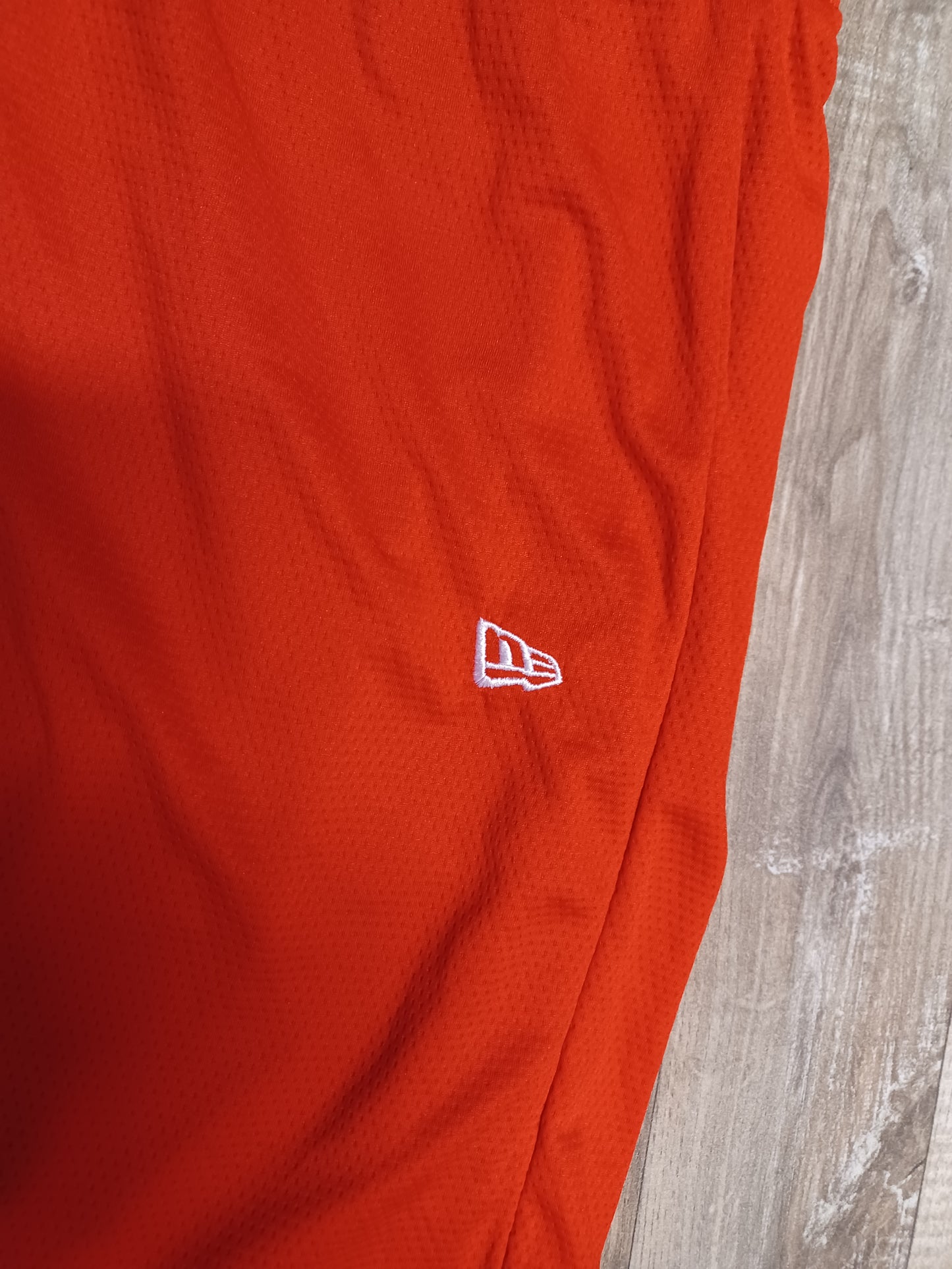 New Era Reversible Shorts Size Large