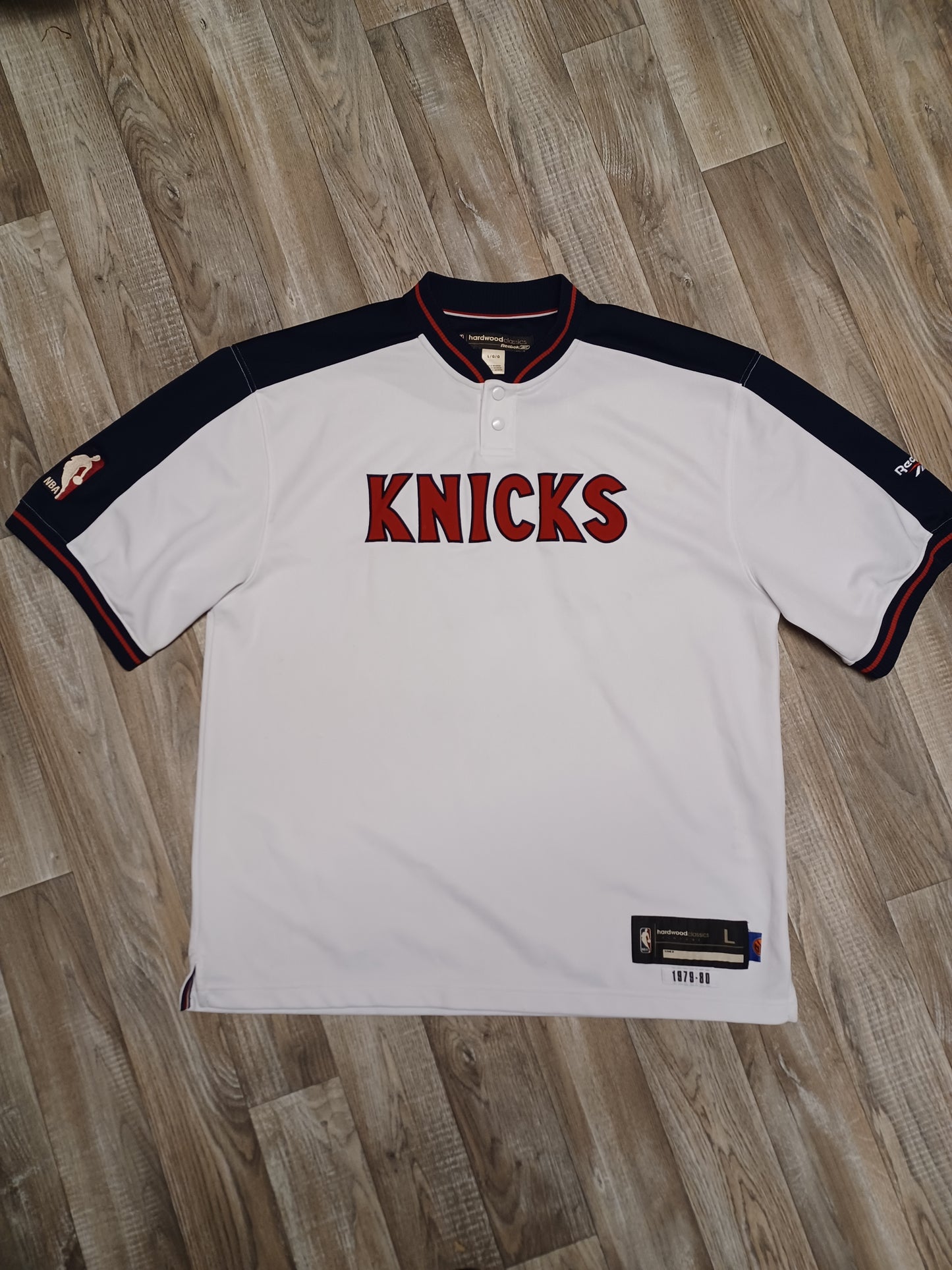 New York Knicks Warm Up Size Large