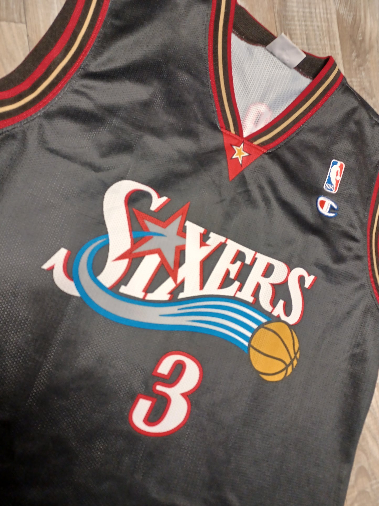 Allen Iverson Philadelphia 76ers Jersey Size Large