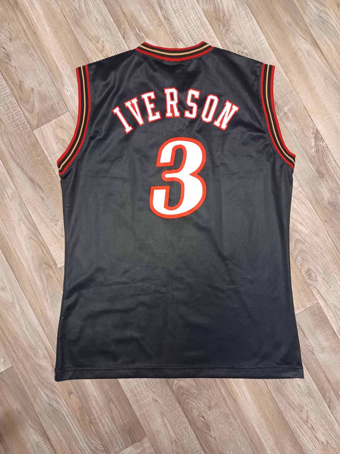 Allen Iverson Philadelphia 76ers Jersey Size Large